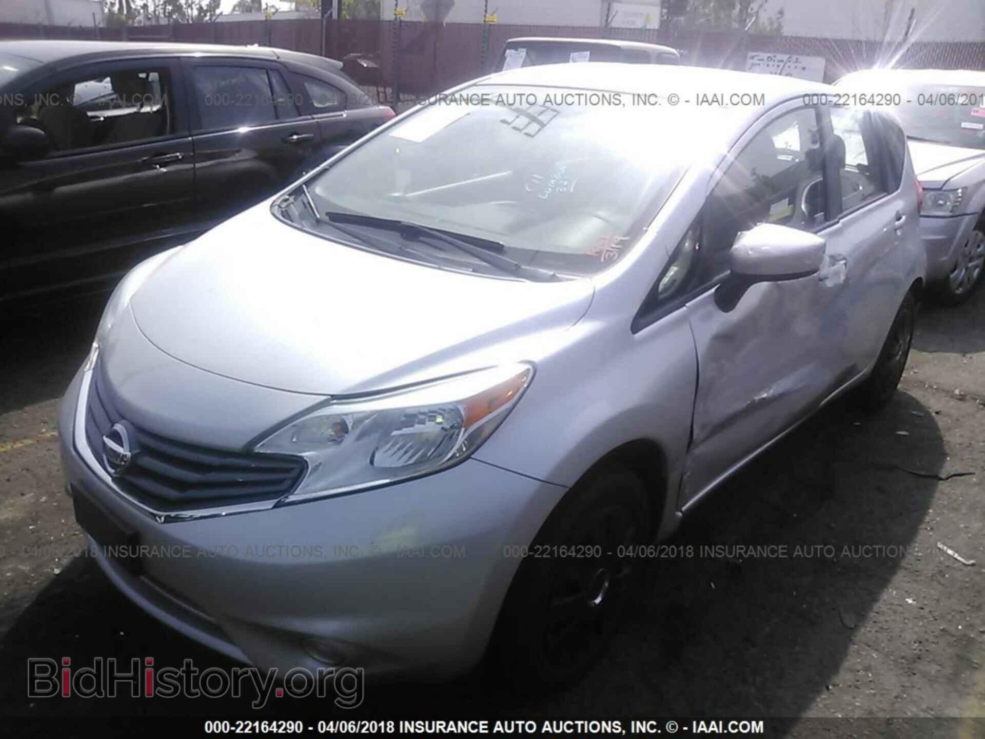 2015 Nissan Versa note - VIN: 3N1CE2CPXFL369563 - Фото 2