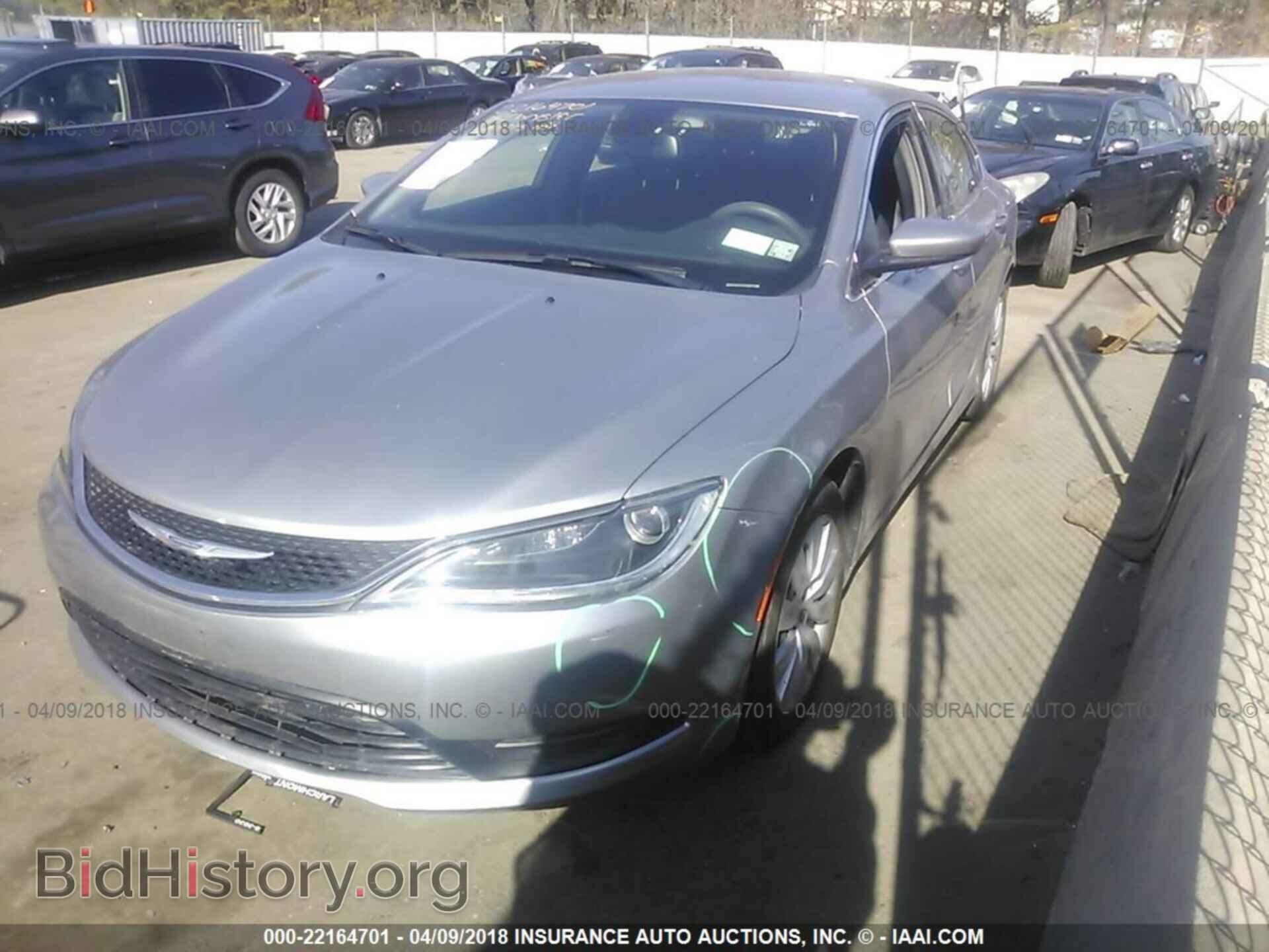 2016 Chrysler 200 - VIN: 1C3CCCFB3GN171499 - Photo 2