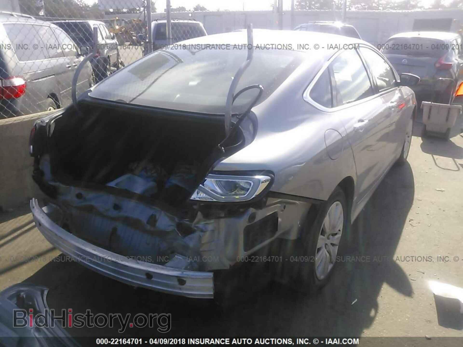 2016 Chrysler 200 - VIN: 1C3CCCFB3GN171499 - Photo 6