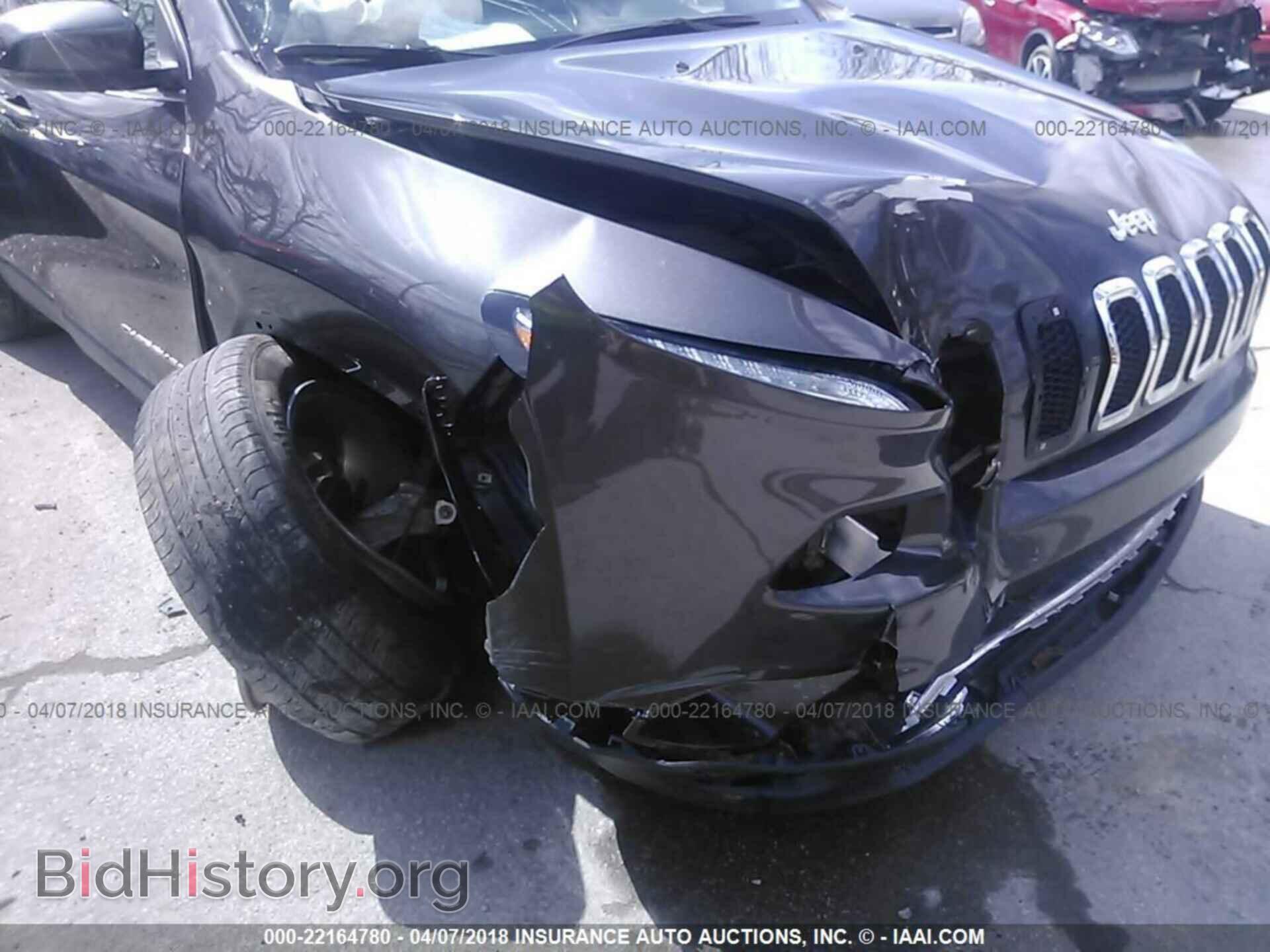 2017 Jeep Cherokee - VIN: 1C4PJMDB5HW608331 - Photo 6