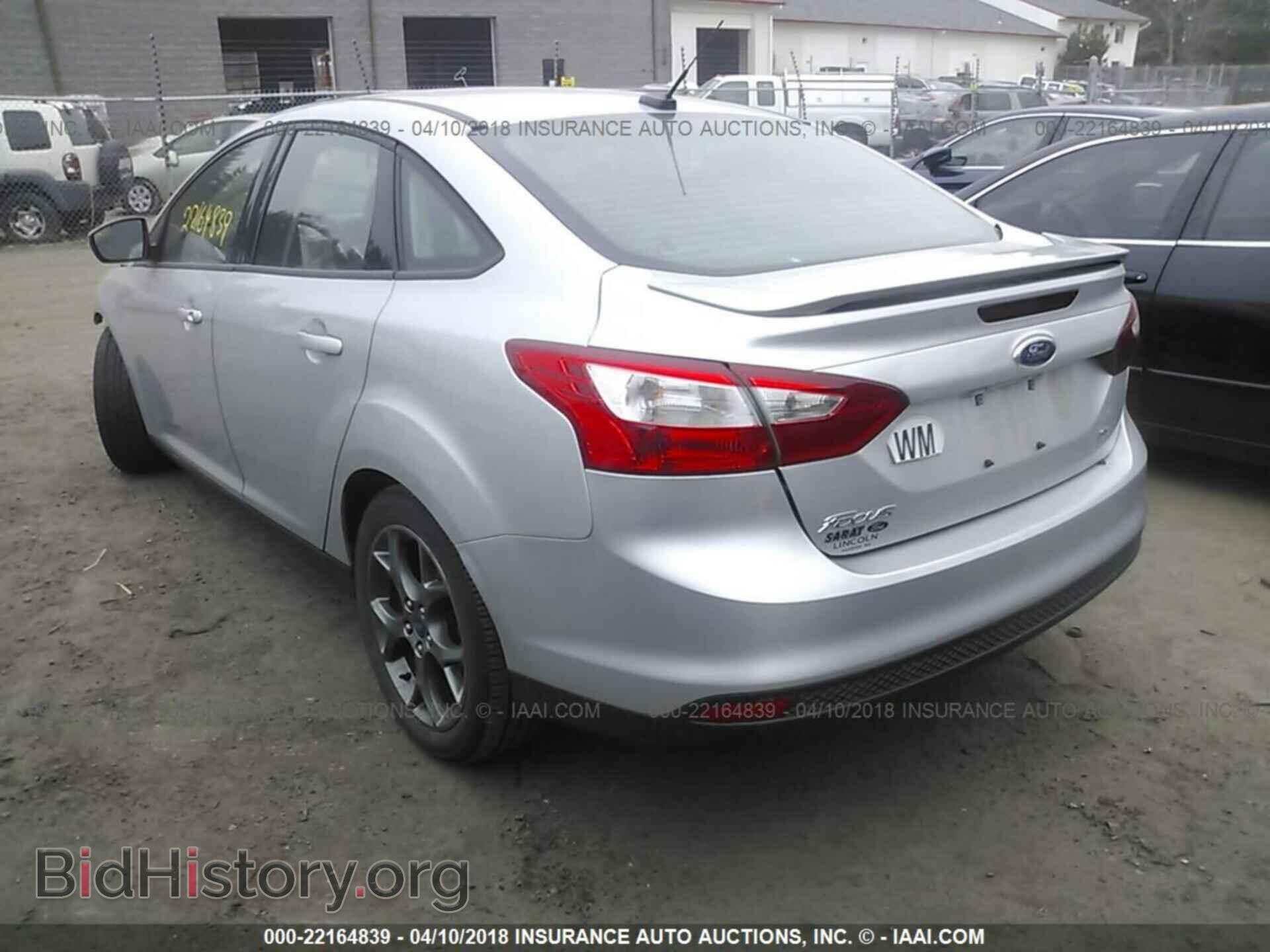 2013 Ford Focus - VIN: 1FADP3F25DL185955 - Фото 3