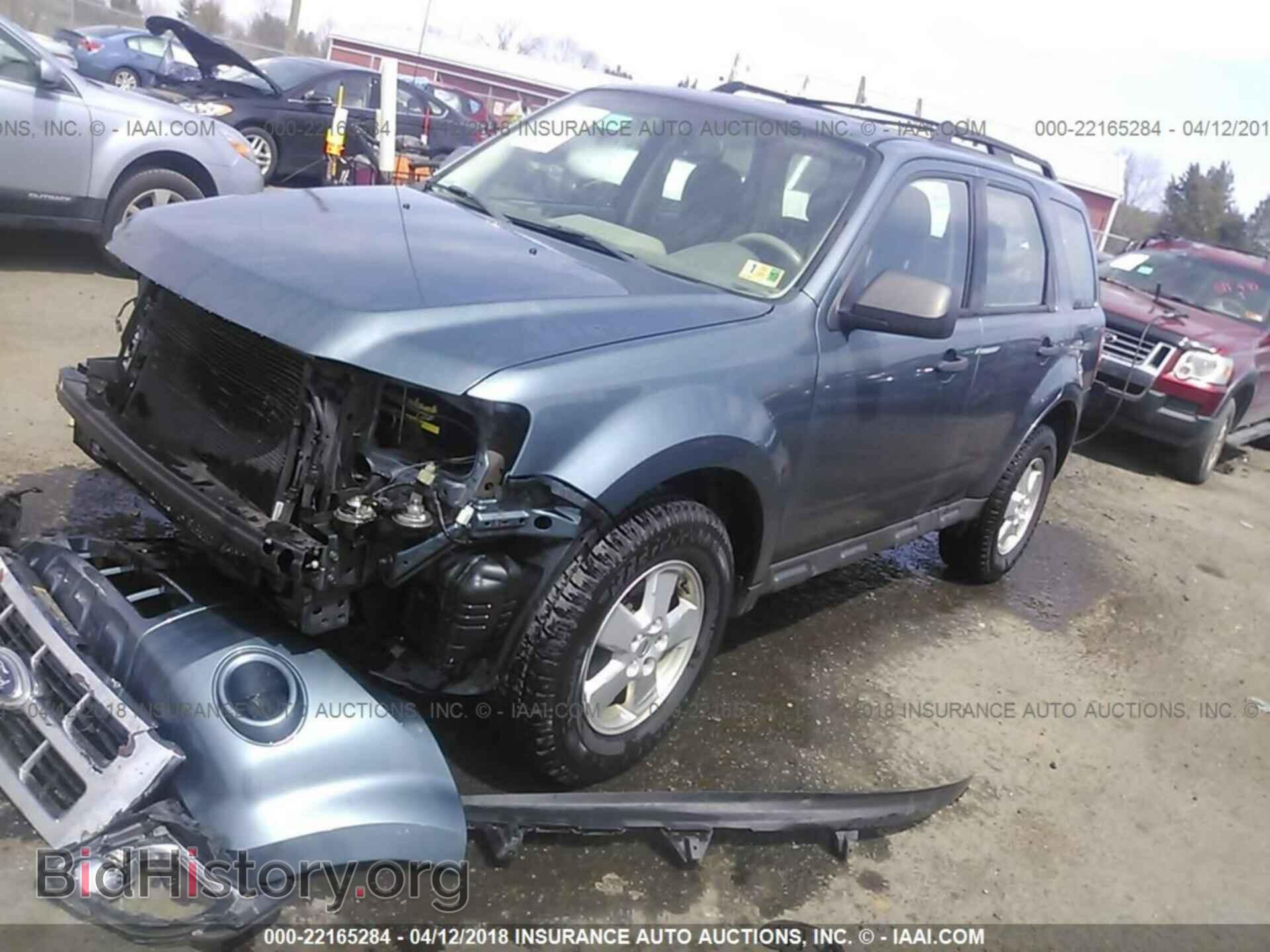 2012 Ford Escape - VIN: 1FMCU0C73CKB63188 - Фото 2