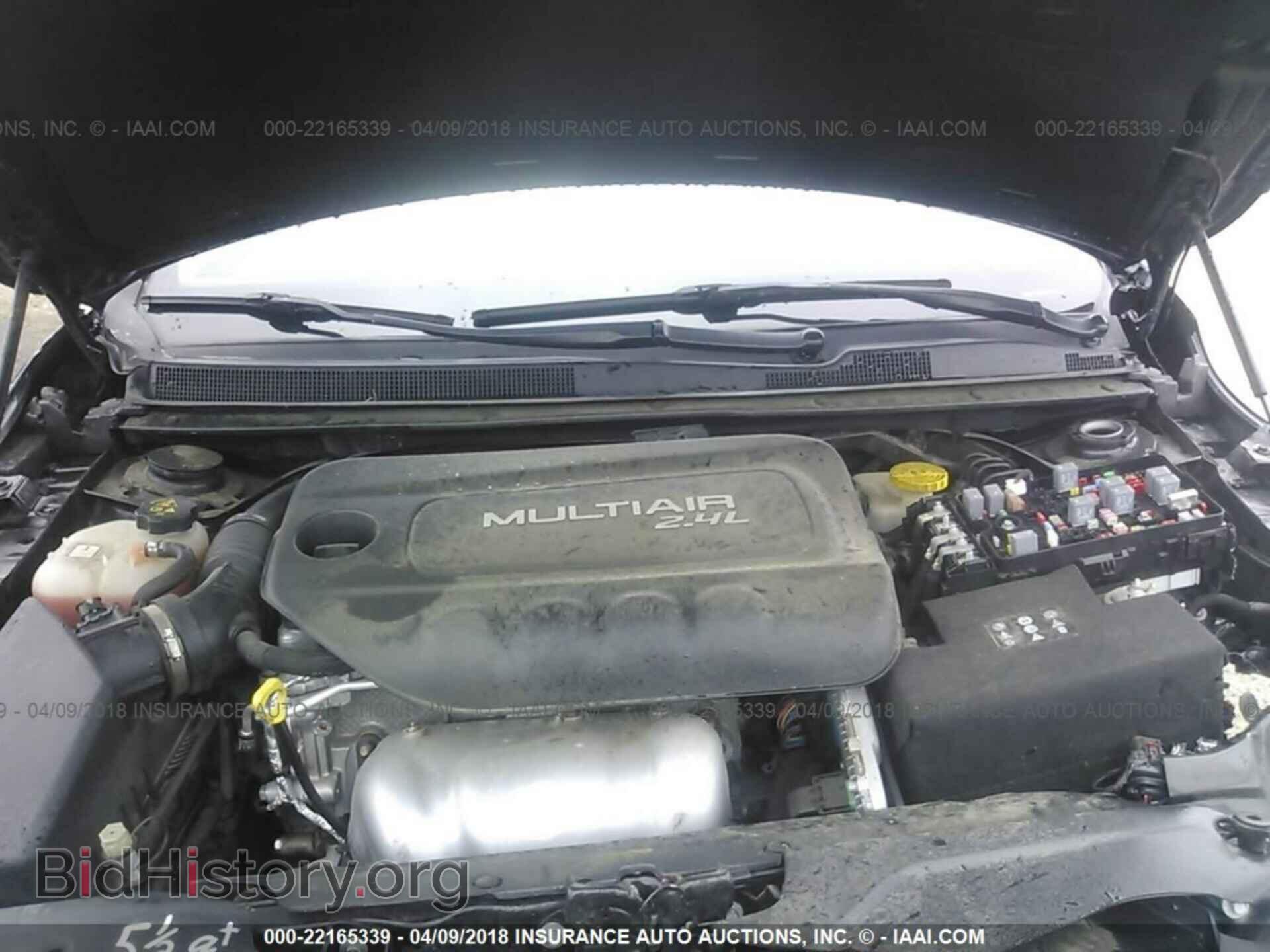 2015 Chrysler 200 - VIN: 1C3CCCABXFN670970 - Photo 10