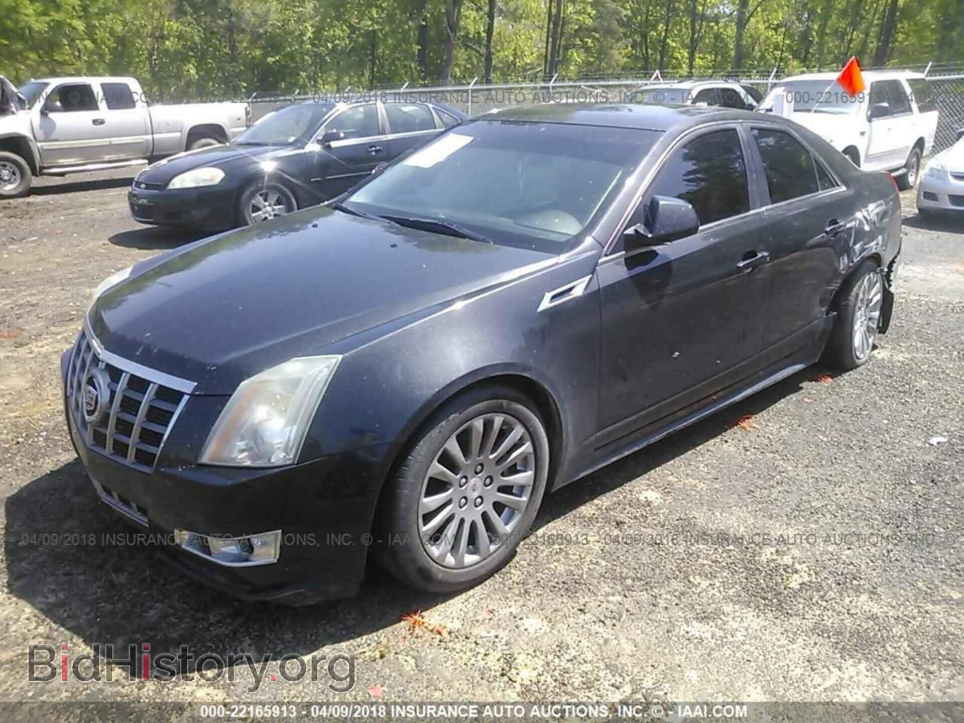 2012 Cadillac Cts - VIN: 1G6DJ5E30C0117244 - Фото 2