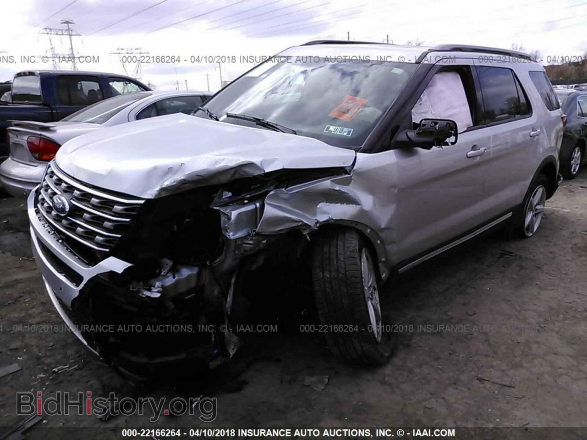 2017 Ford Explorer - VIN: 1FM5K8D8XHGE32253 - Photo 2