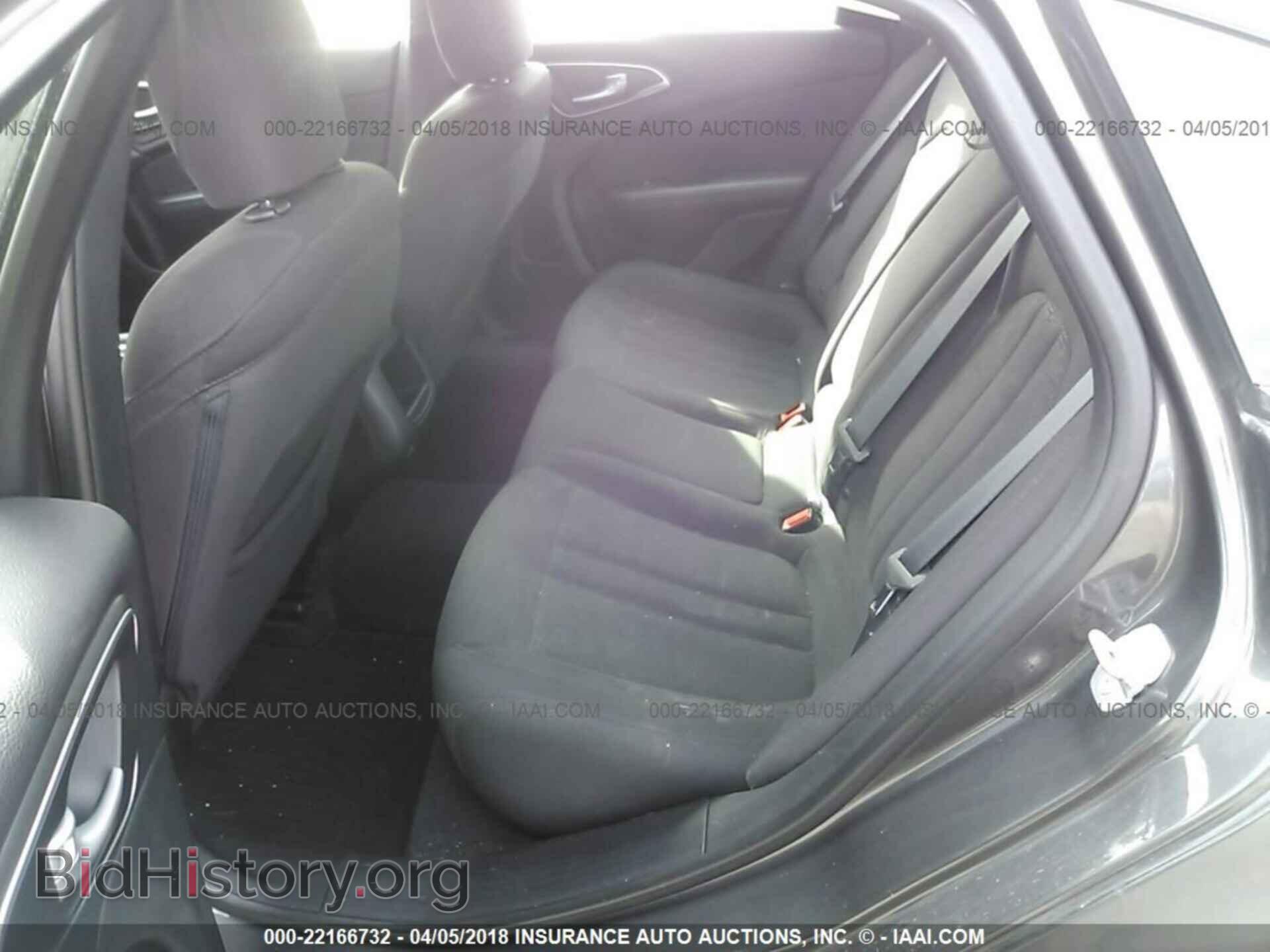 2015 Chrysler 200 - VIN: 1C3CCCAB8FN694829 - Photo 8