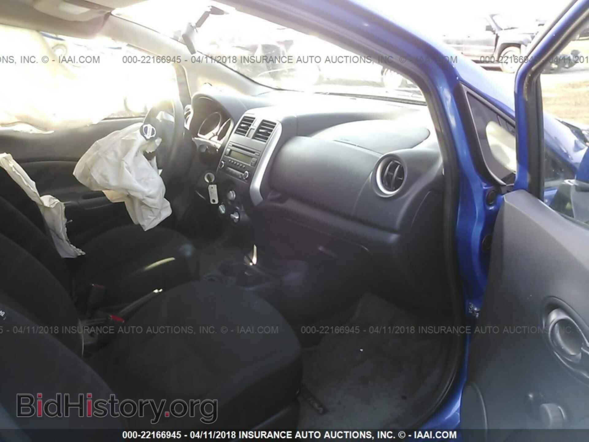2014 Nissan Versa note - VIN: 3N1CE2CP1EL414582 - Photo 5