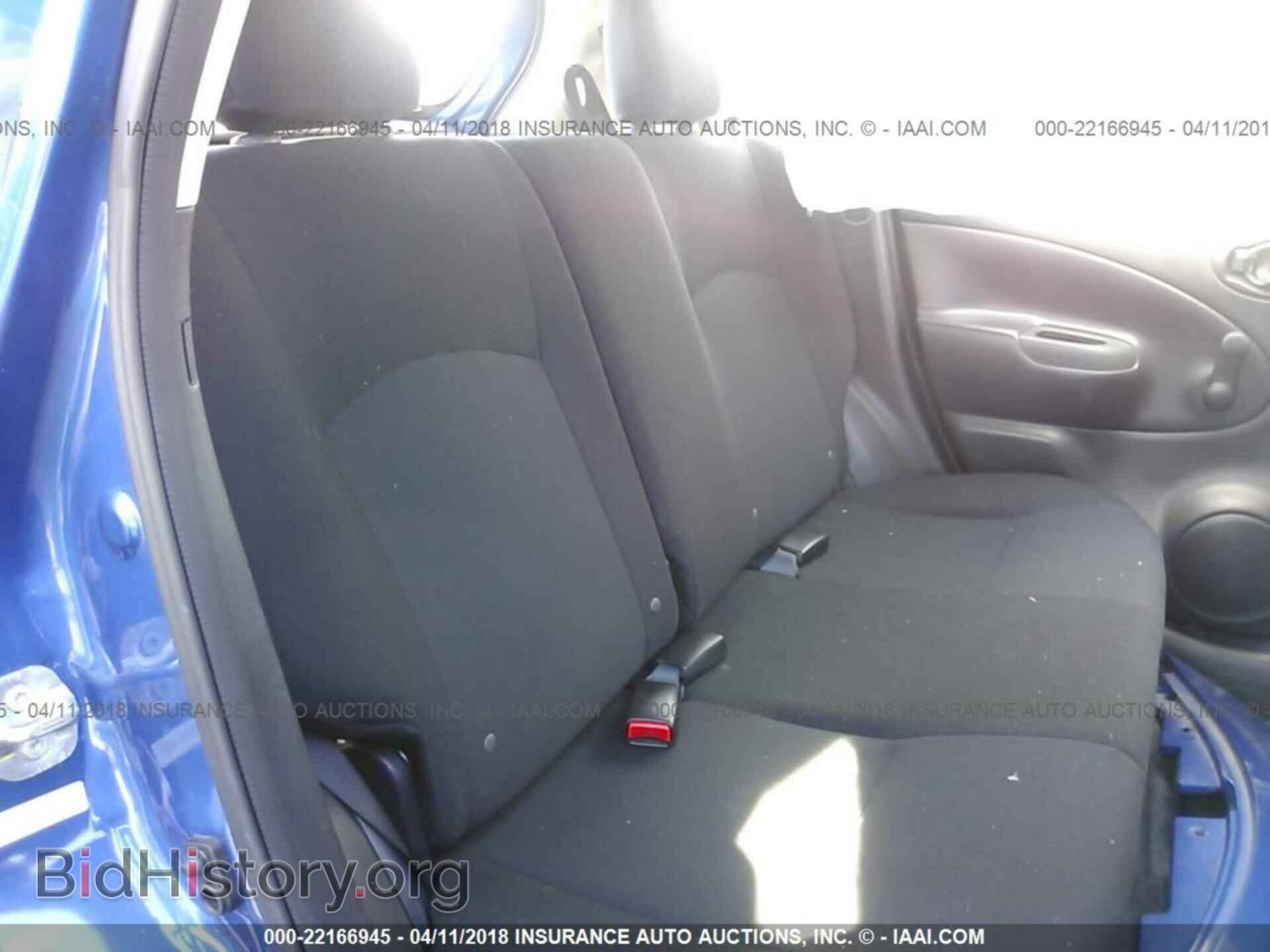 2014 Nissan Versa note - VIN: 3N1CE2CP1EL414582 - Photo 8