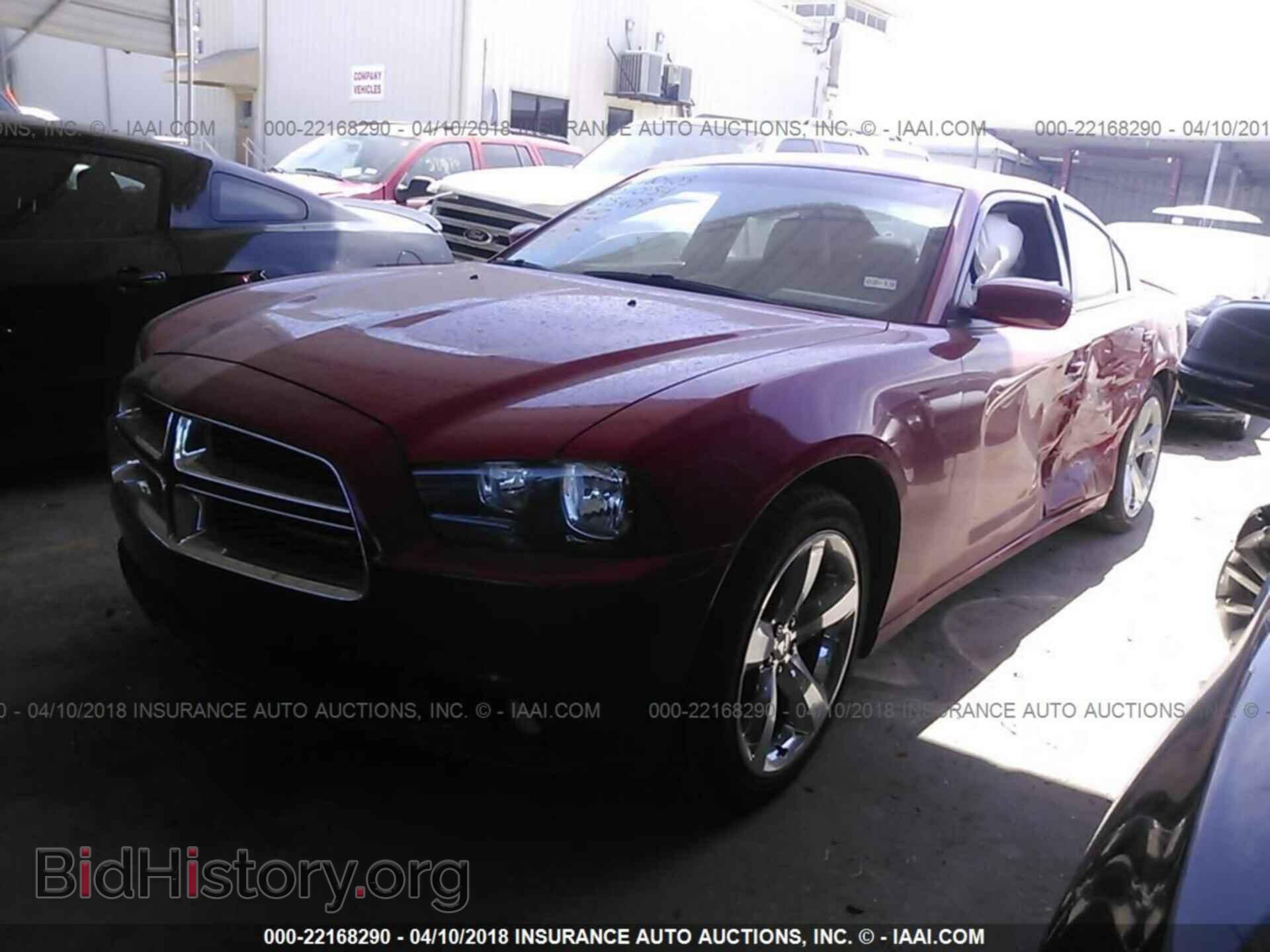 2012 Dodge Charger - VIN: 2C3CDXHG5CH205409 - Фото 2