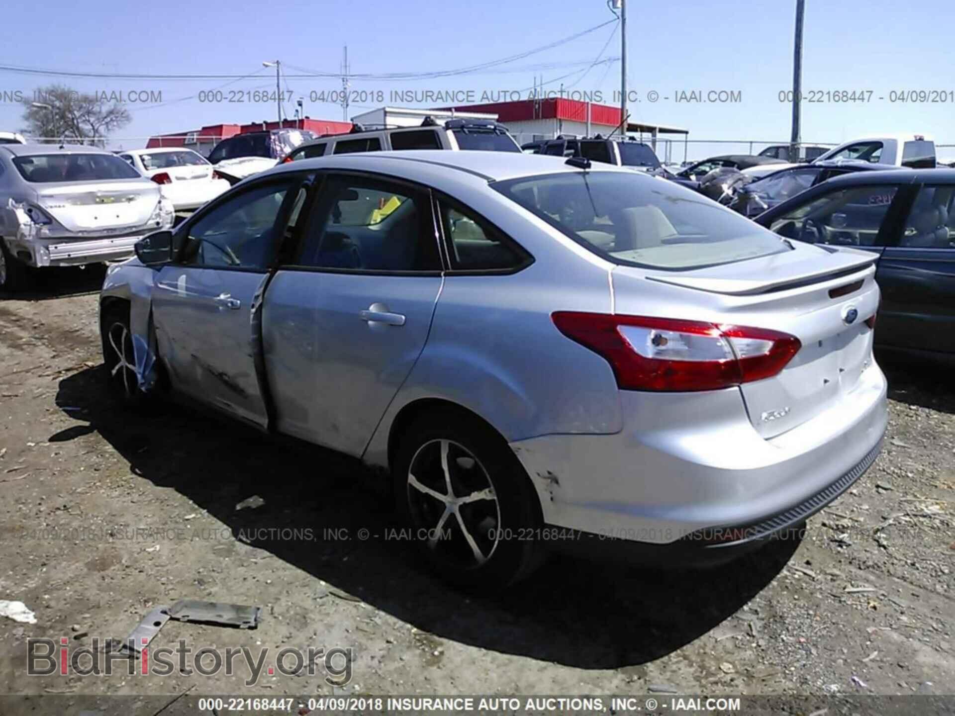 2013 Ford Focus - VIN: 1FADP3F21DL187170 - Фото 3