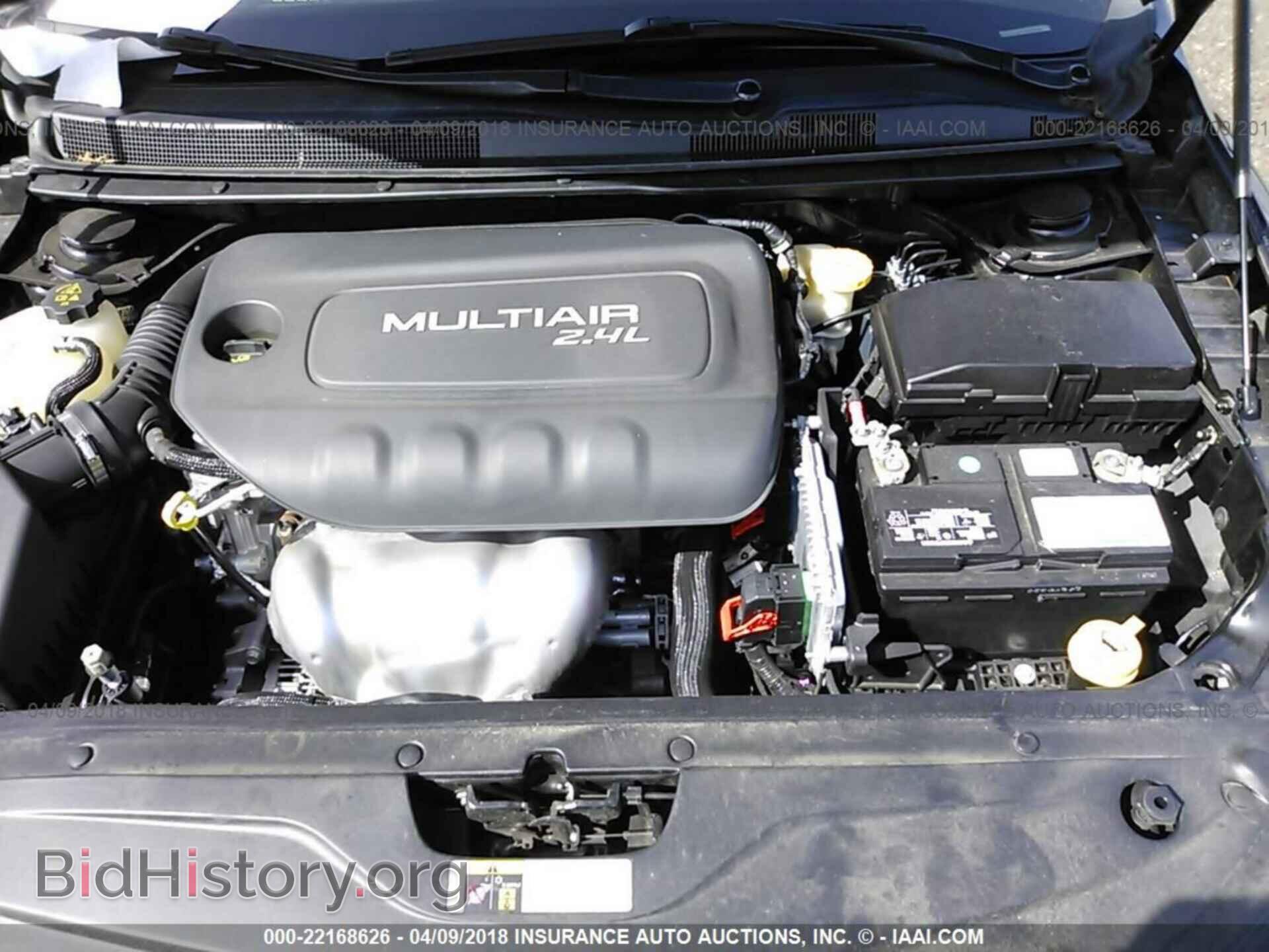 2015 Chrysler 200 - VIN: 1C3CCCAB1FN693280 - Photo 10