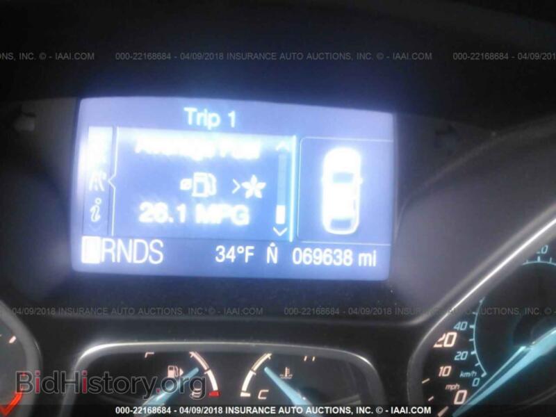 2012 Ford FOCUS (VIN 1FAHP3H25CL416592) — фото 7 из 10
