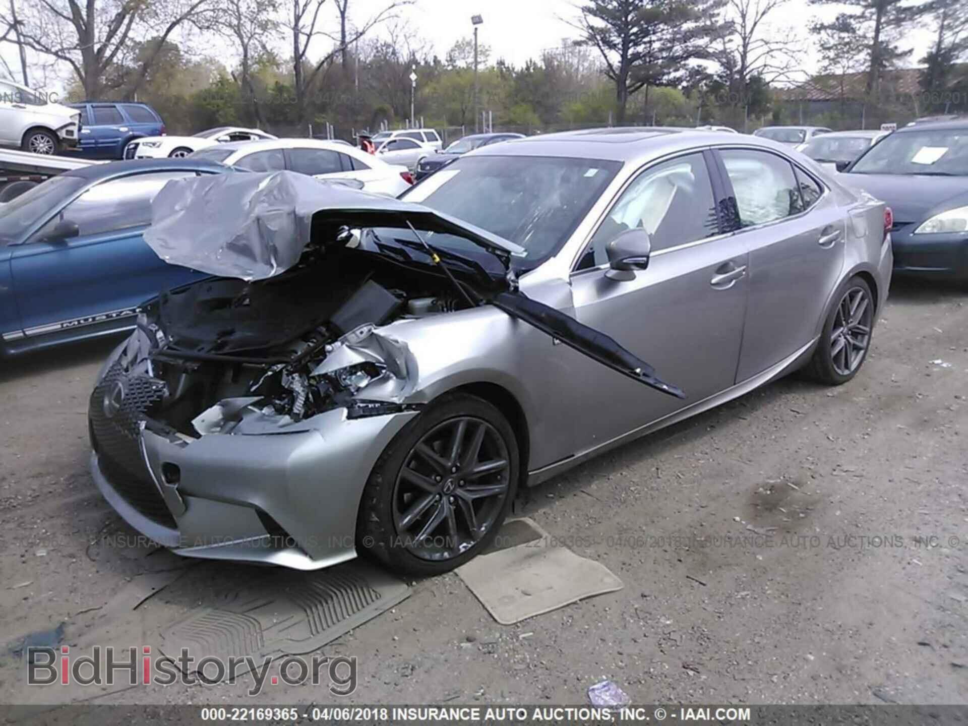 2015 Lexus Is - VIN: JTHBF1D22F5051227 - Photo 2