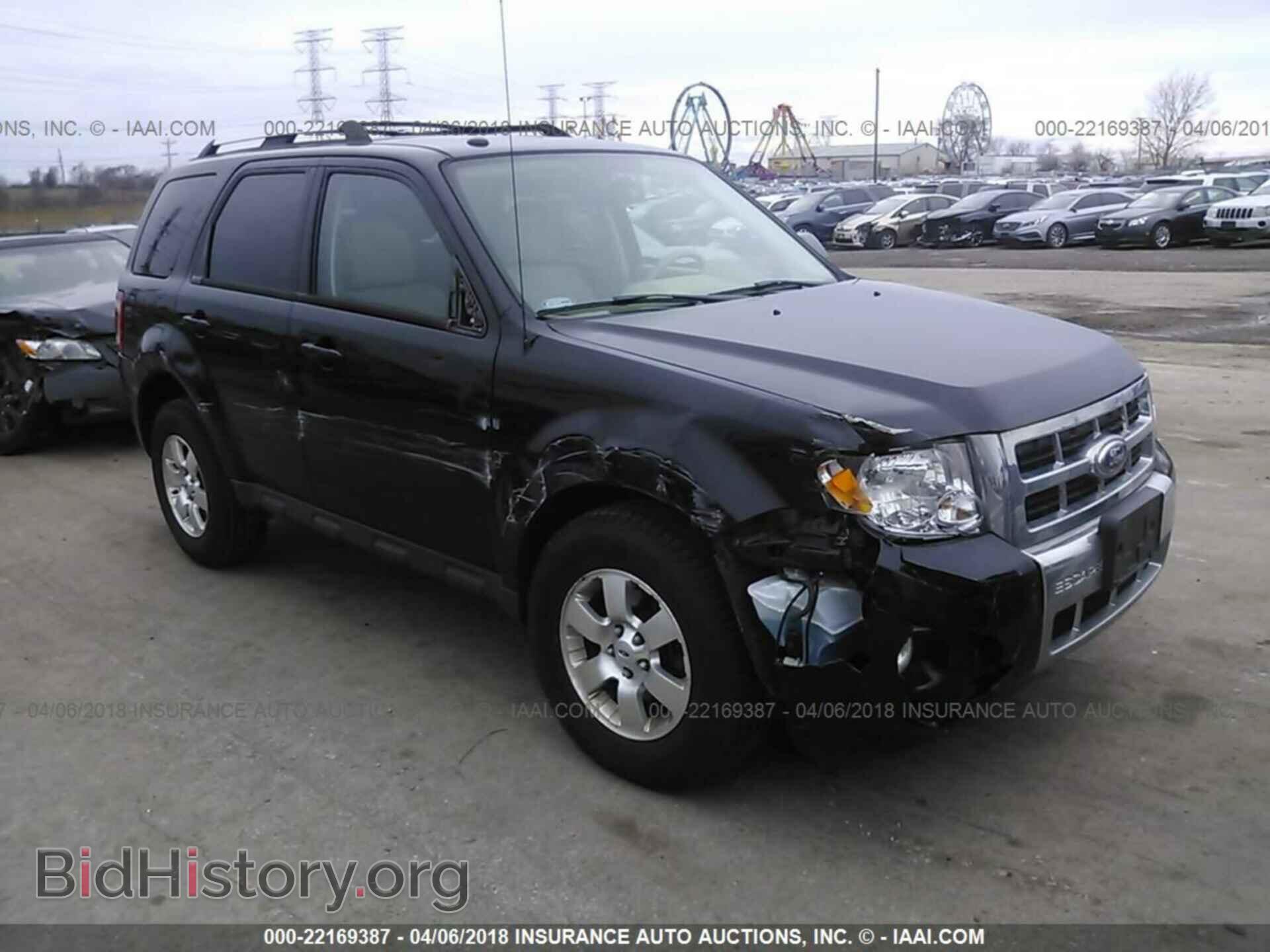 Photo 1FMCU0EG8CKA73824 - Ford Escape 2012