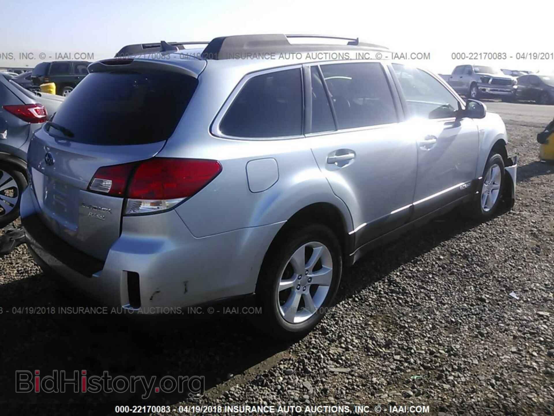 2014 Subaru Outback - VIN: 4S4BRBCC4E3269751 - Фото 4