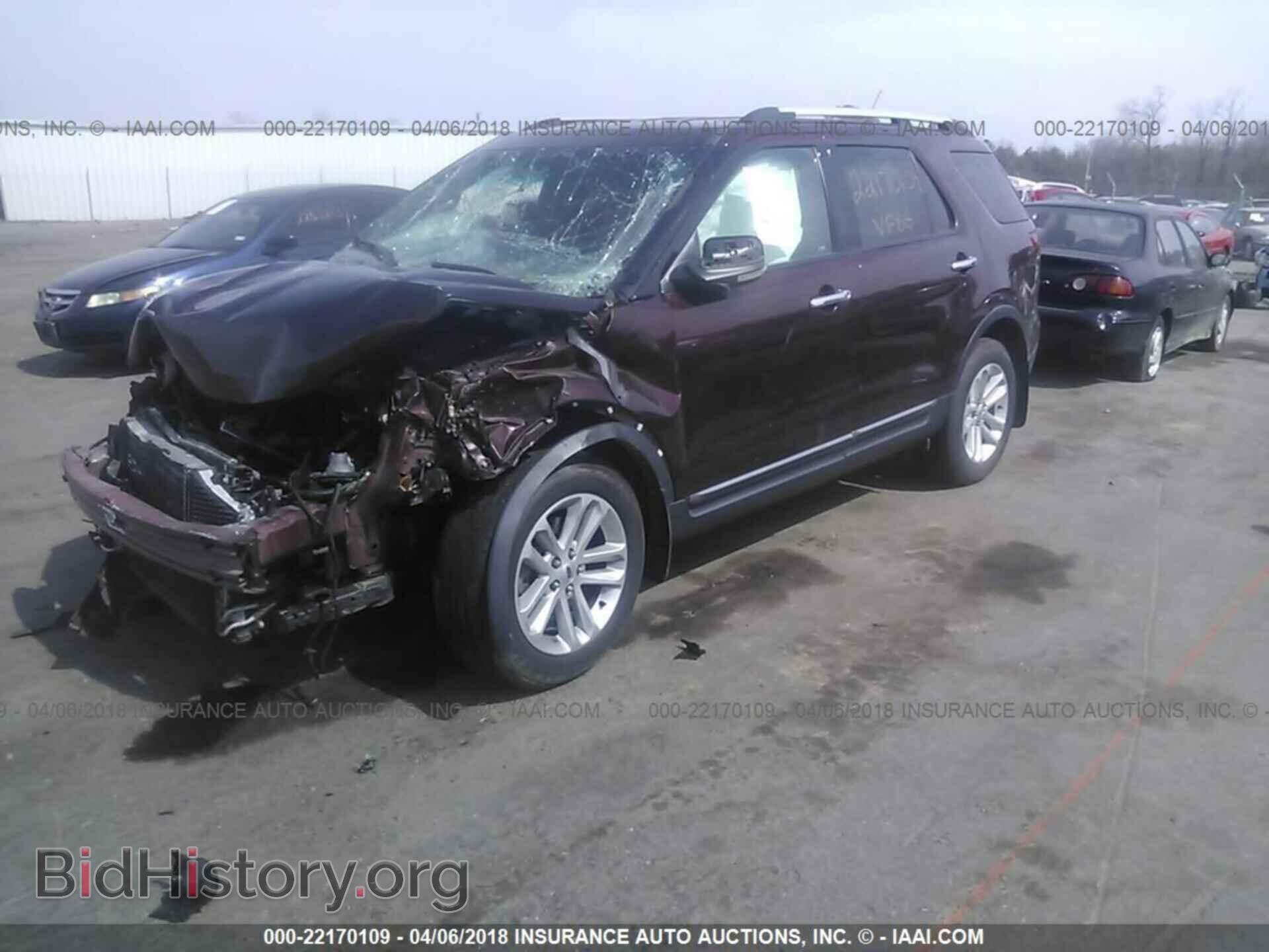 2012 Ford Explorer - VIN: 1FMHK7D96CGA66428 - Фото 2
