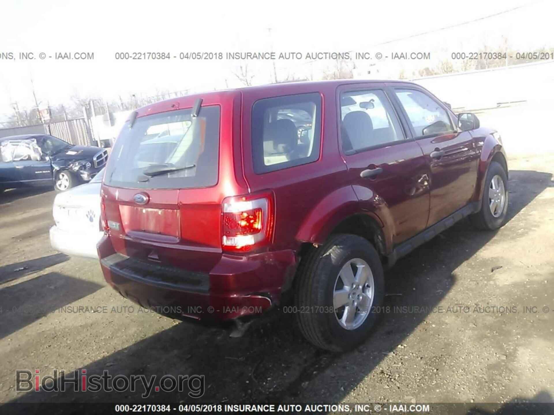 2012 Ford Escape - VIN: 1FMCU0C71CKA89267 - Фото 4