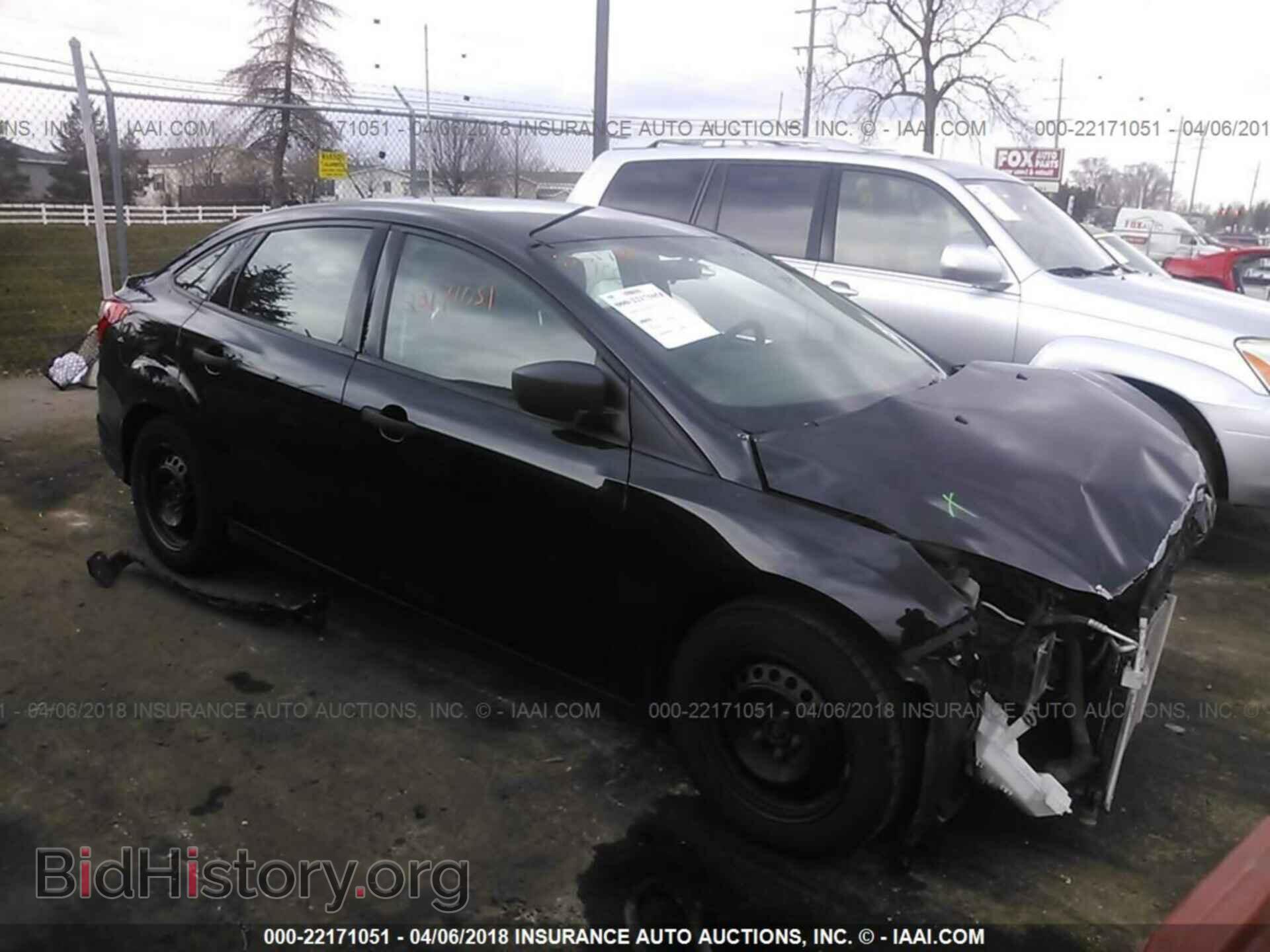 Photo 1FAHP3E25CL448768 - Ford Focus 2012