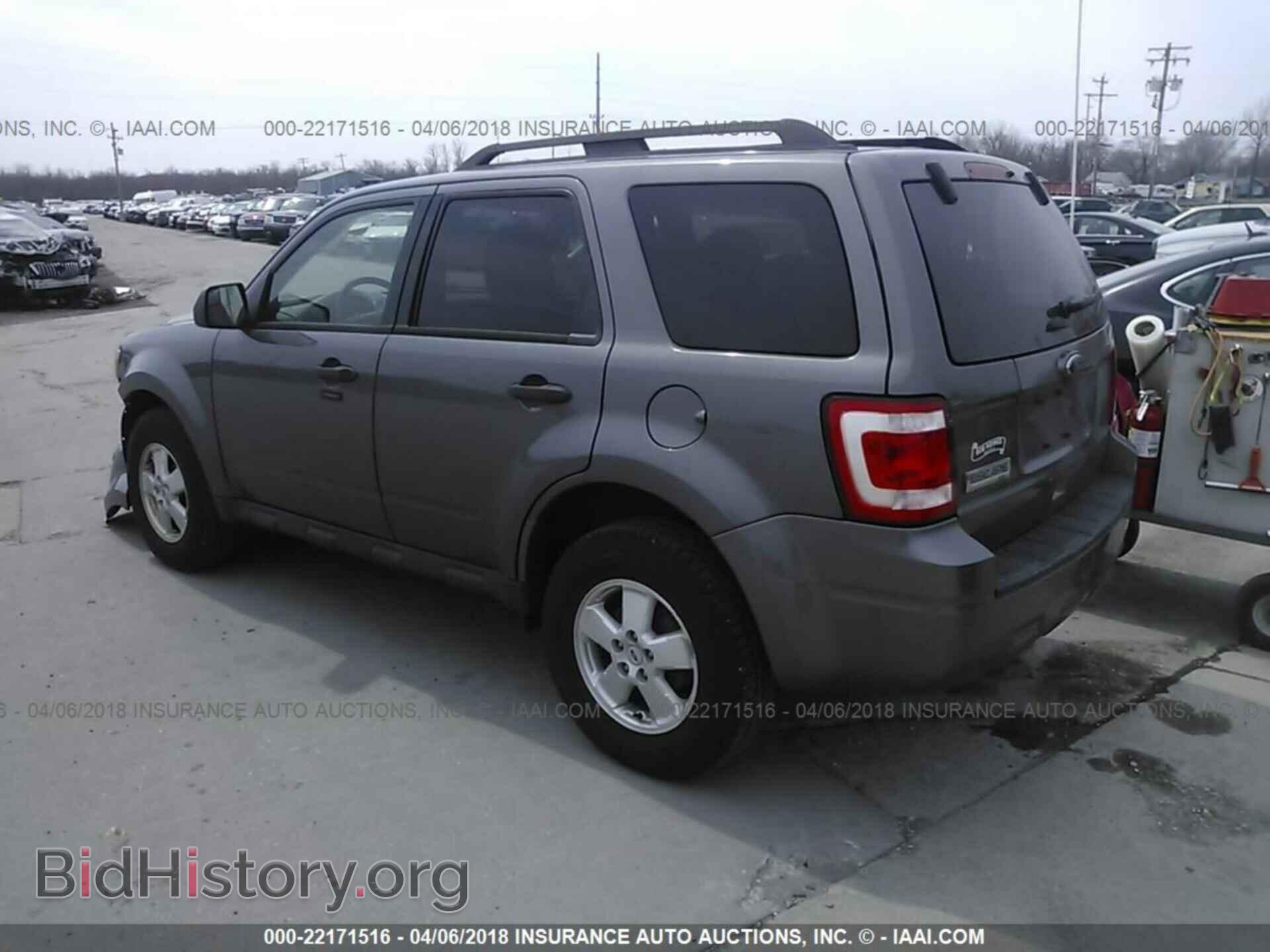 2011 FORD ESCAPE - VIN: 1FMCU0D78BKC40909 - Photo 3