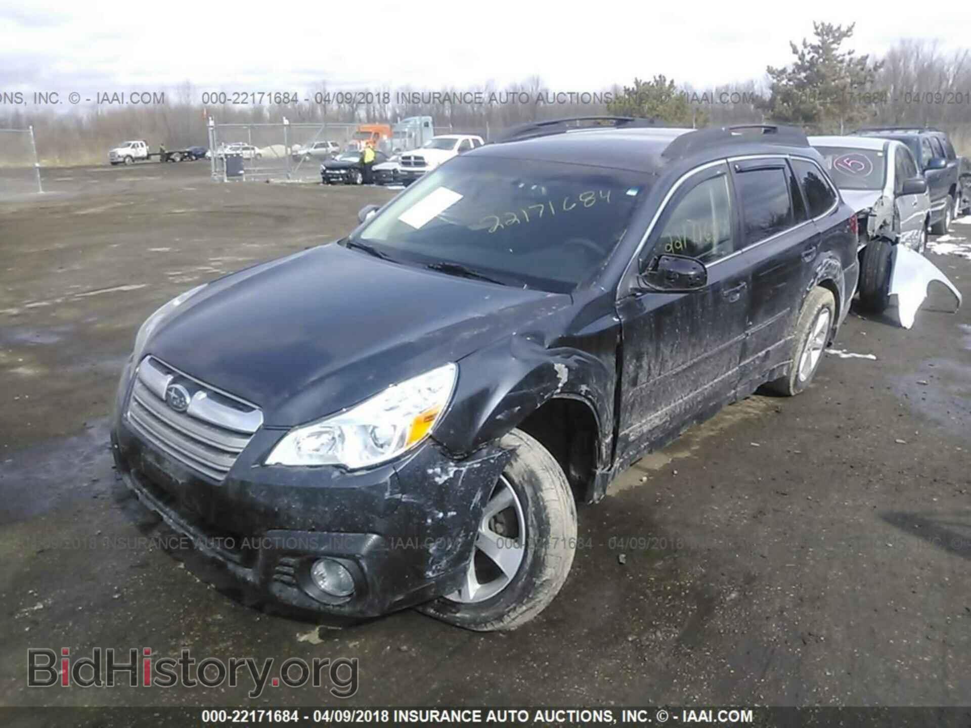 2013 Subaru Outback - VIN: 4S4BRCCC9D3231548 - Photo 2