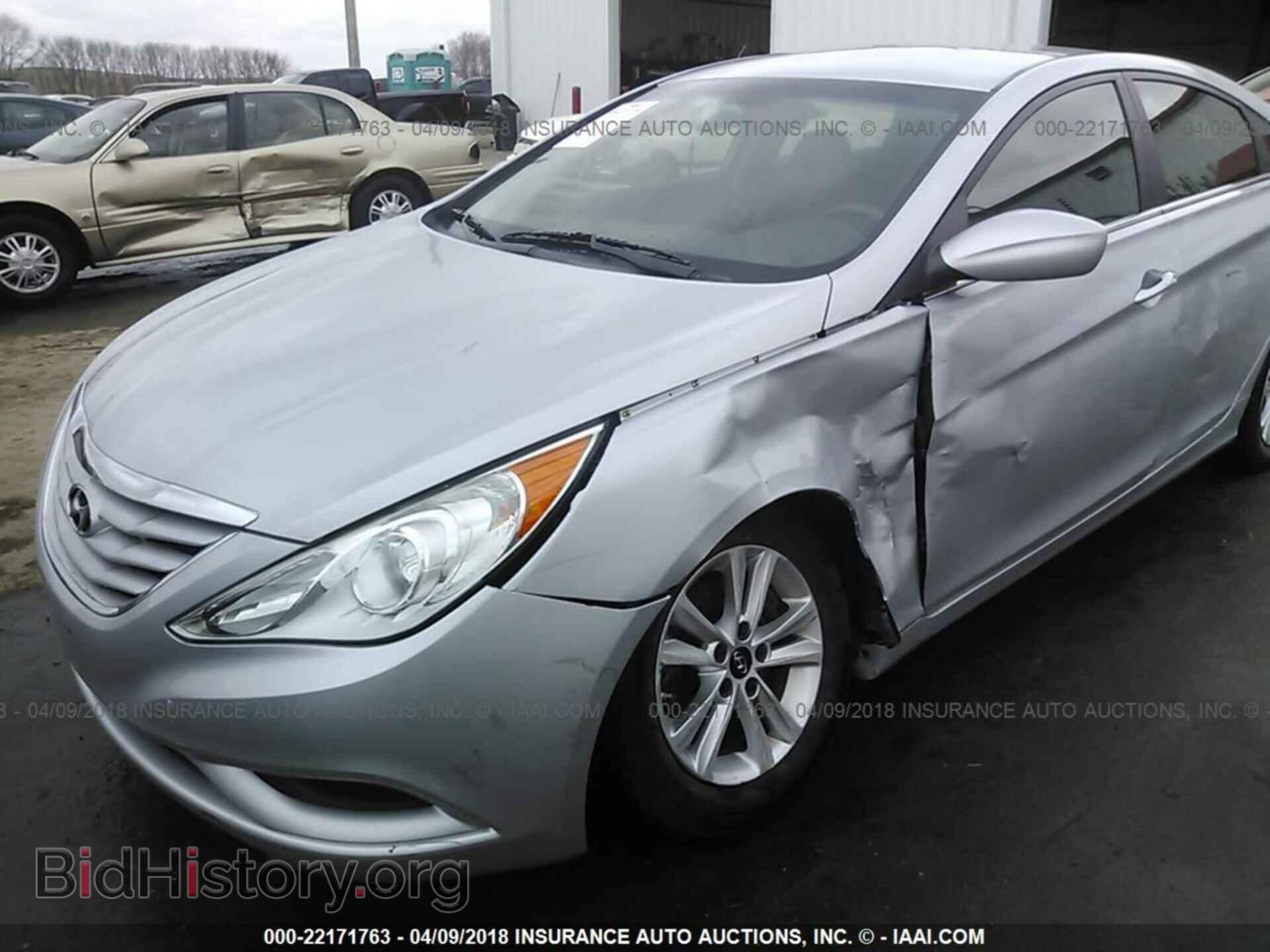 2012 Hyundai Sonata - VIN: 5NPEB4AC3CH313678 - Photo 6