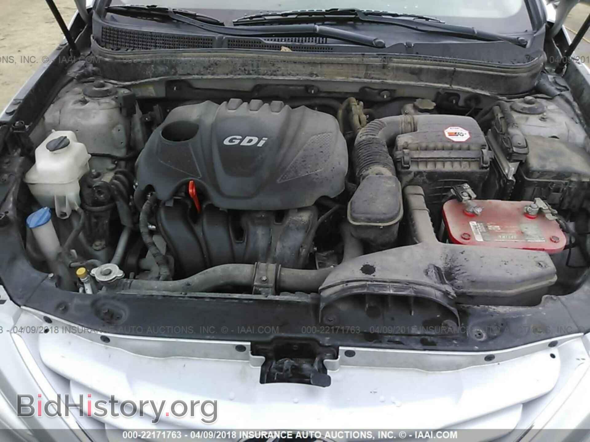 2012 Hyundai Sonata - VIN: 5NPEB4AC3CH313678 - Photo 10