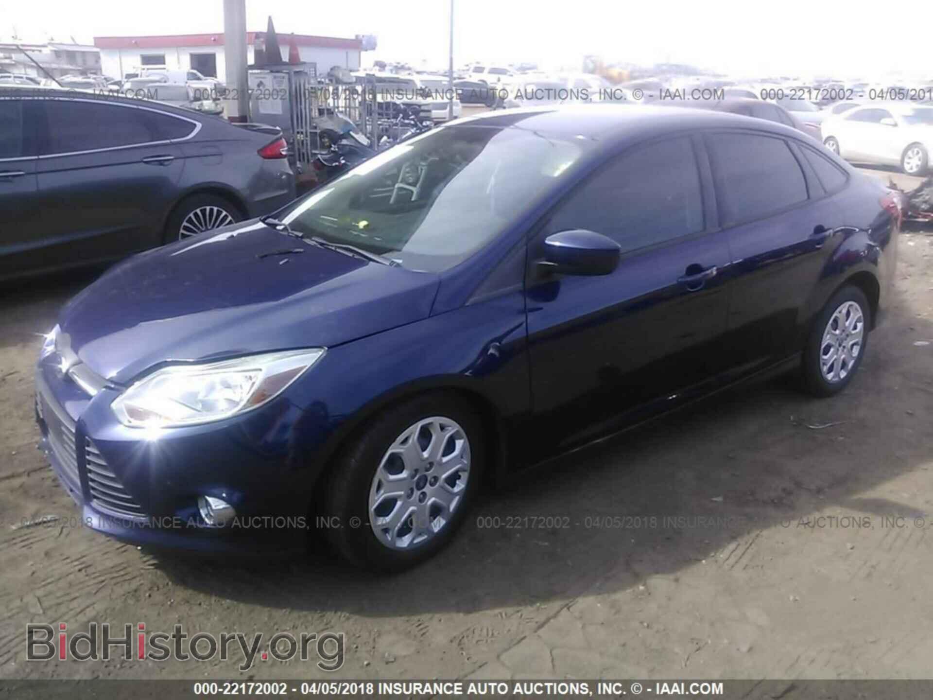 2012 Ford Focus - VIN: 1FAHP3F29CL150819 - Photo 2