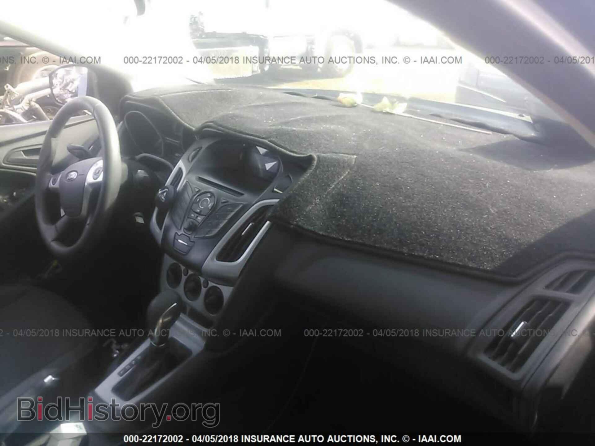 2012 Ford Focus - VIN: 1FAHP3F29CL150819 - Photo 5