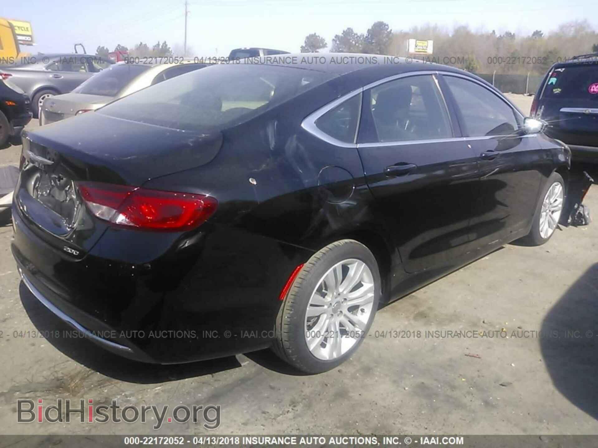 2015 Chrysler 200 - VIN: 1C3CCCAB3FN546832 - Photo 4