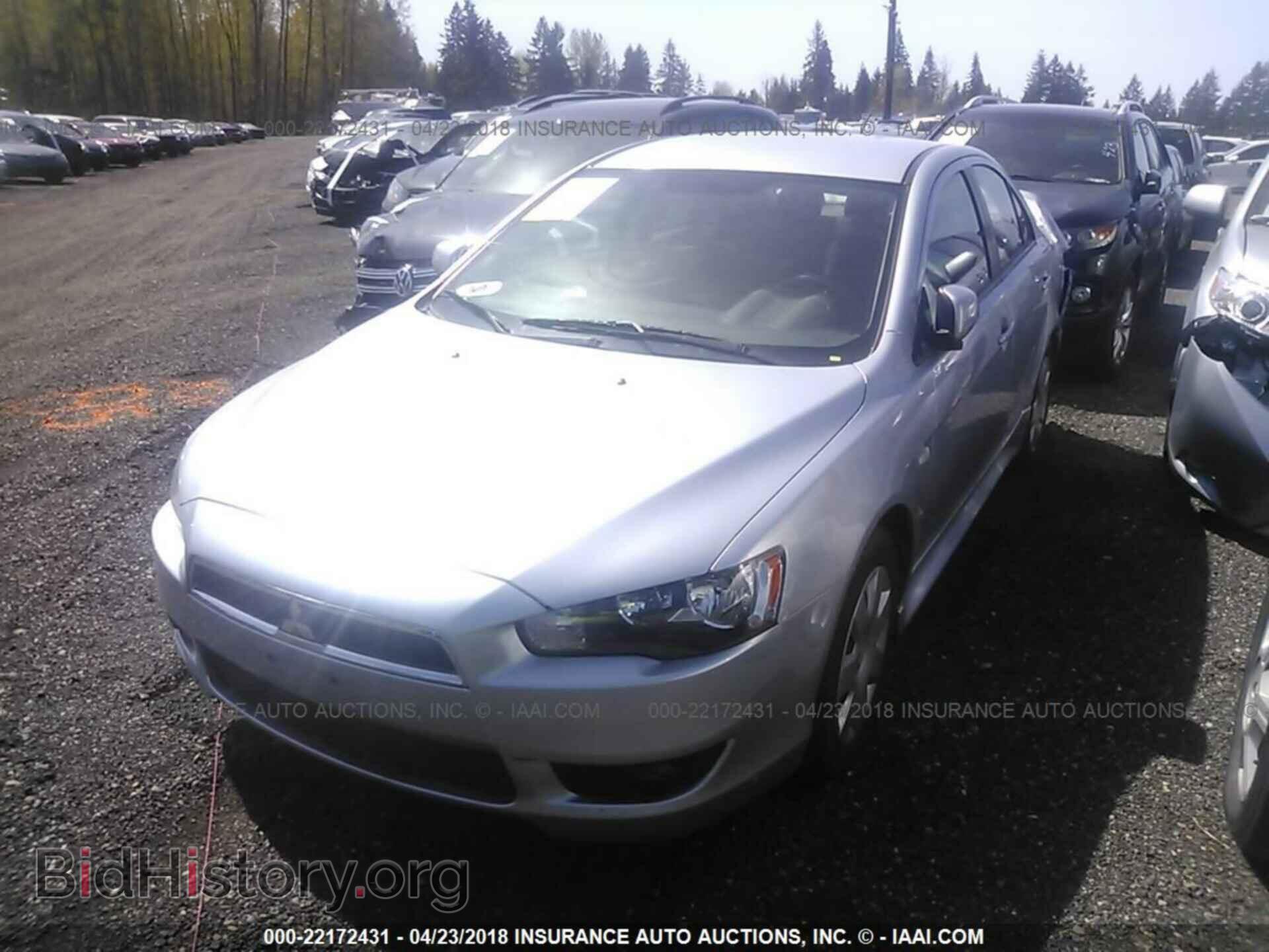 2011 Mitsubishi Lancer - VIN: JA32U2FU1BU018178 - Фото 2