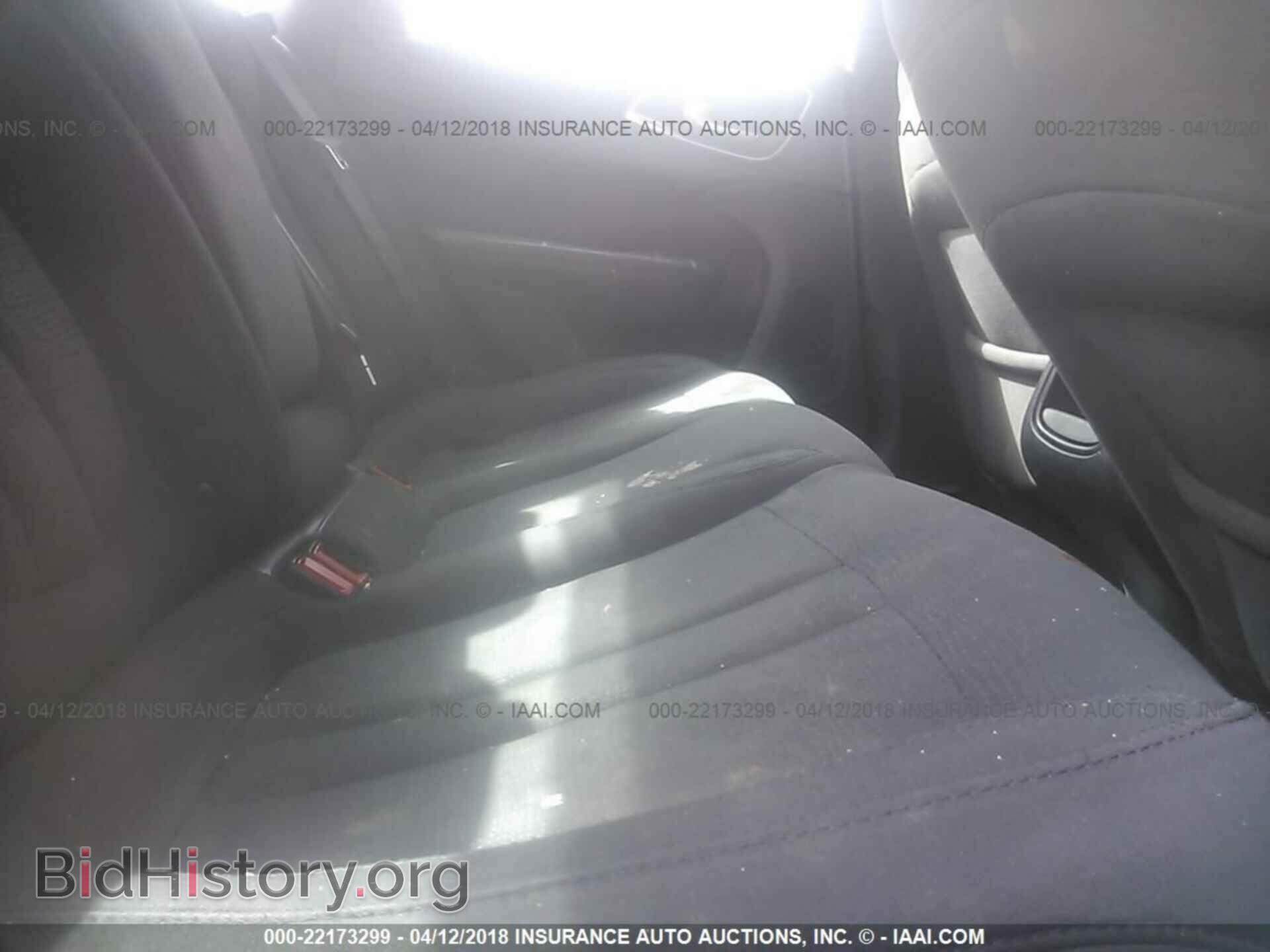 2015 Chrysler 200 - VIN: 1C3CCCAB9FN640102 - Photo 8