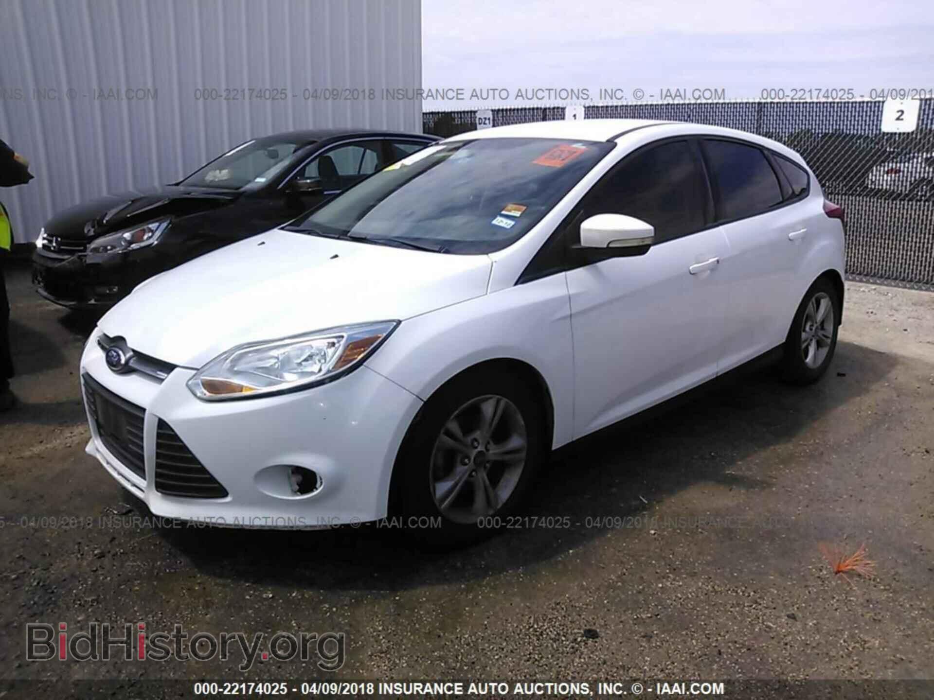2013 Ford Focus - VIN: 1FADP3K21DL189099 - Photo 2