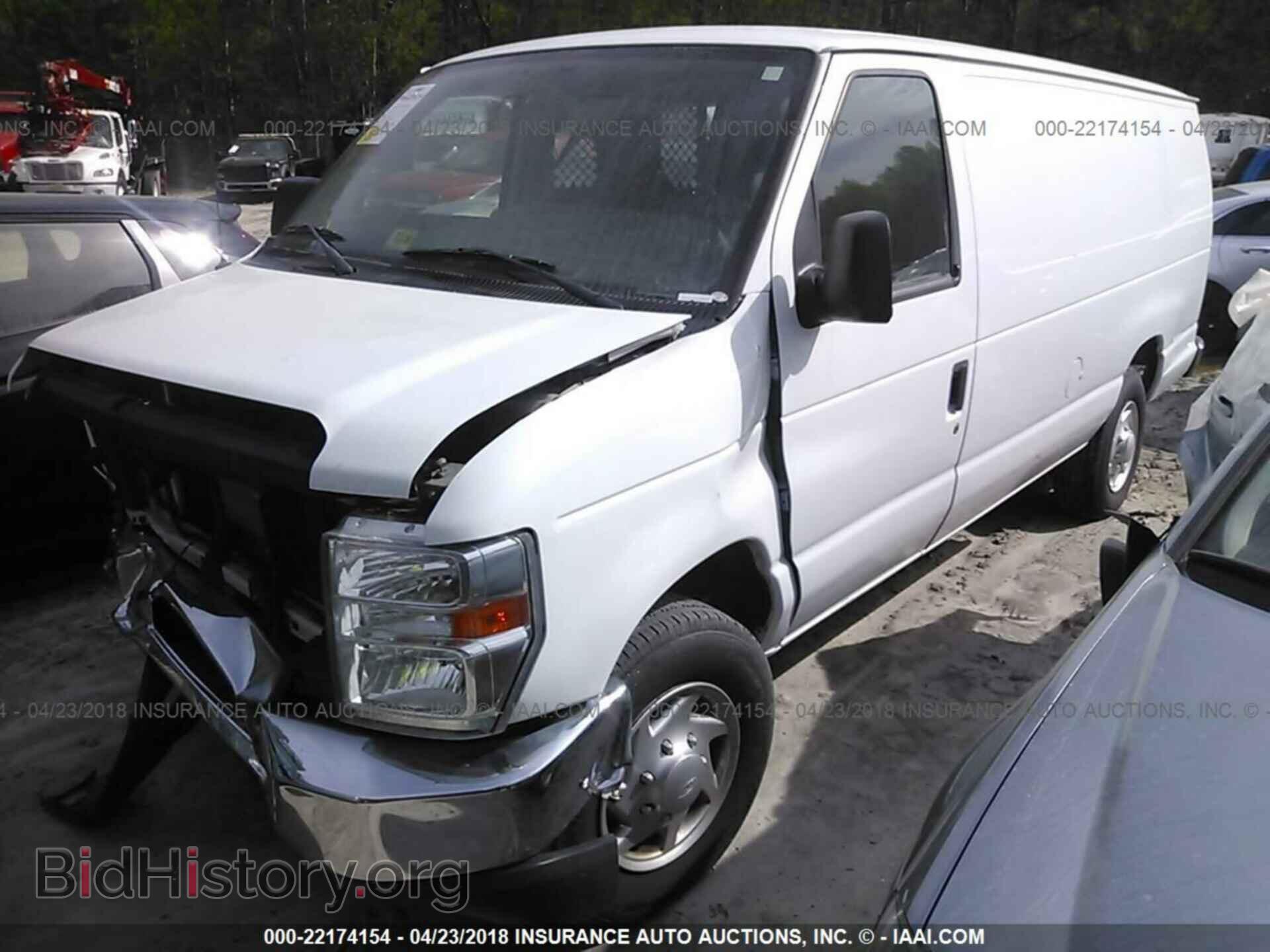 2014 Ford Econoline - VIN: 1FTSS3EL0EDA18442 - Фото 2