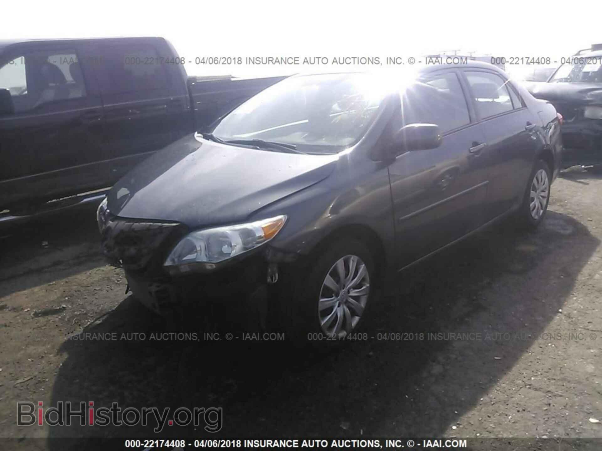 2012 Toyota Corolla - VIN: 2T1BU4EEXCC917143 - Фото 2