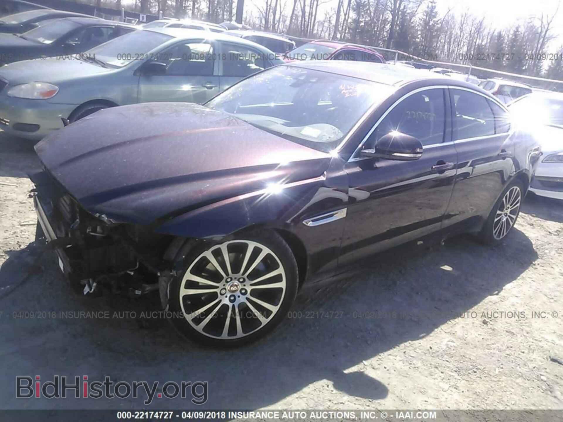 2017 Jaguar Xf - VIN: SAJBK4BN5HCY42587 - Фото 2