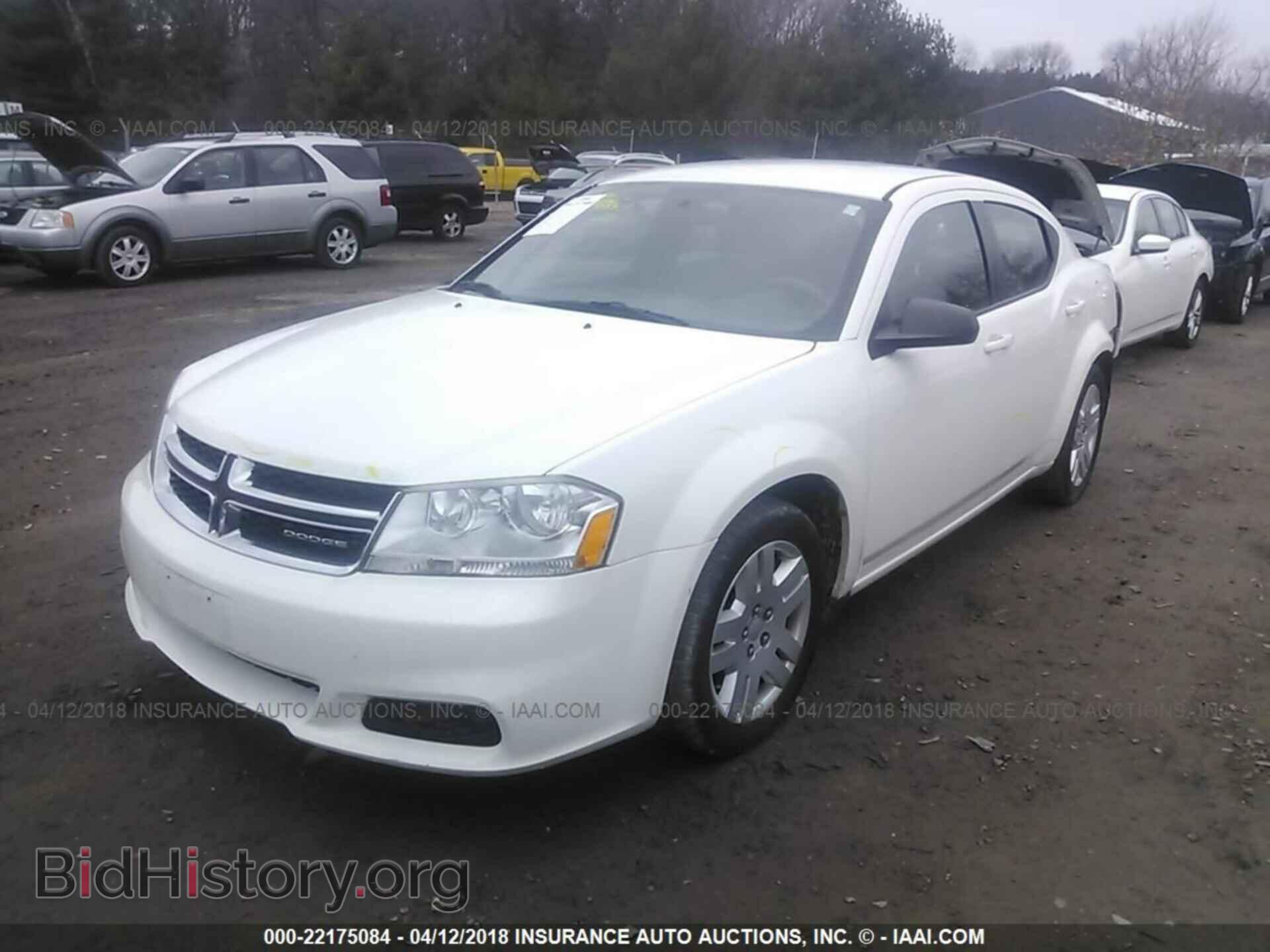 2011 Dodge Avenger - VIN: 1B3BD4FB2BN509642 - Photo 2
