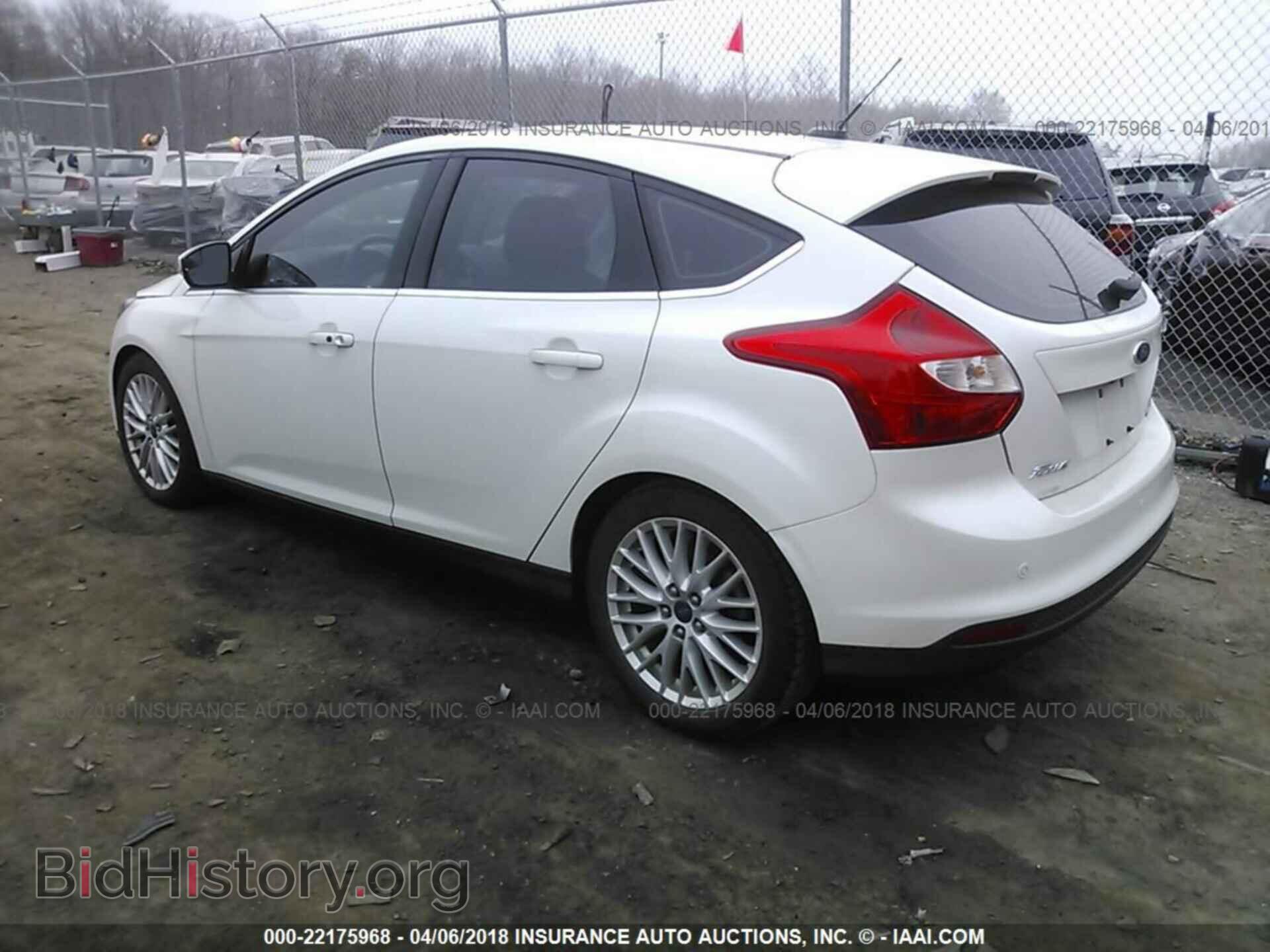 2014 Ford Focus - VIN: 1FADP3N23EL403863 - Photo 3