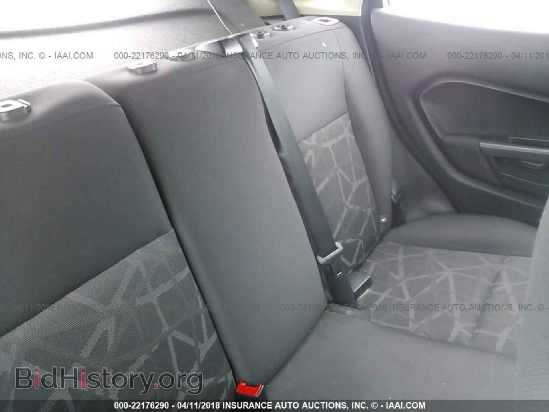 2011 Ford Fiesta - VIN: 3FADP4EJ9BM166366 - Photo 8