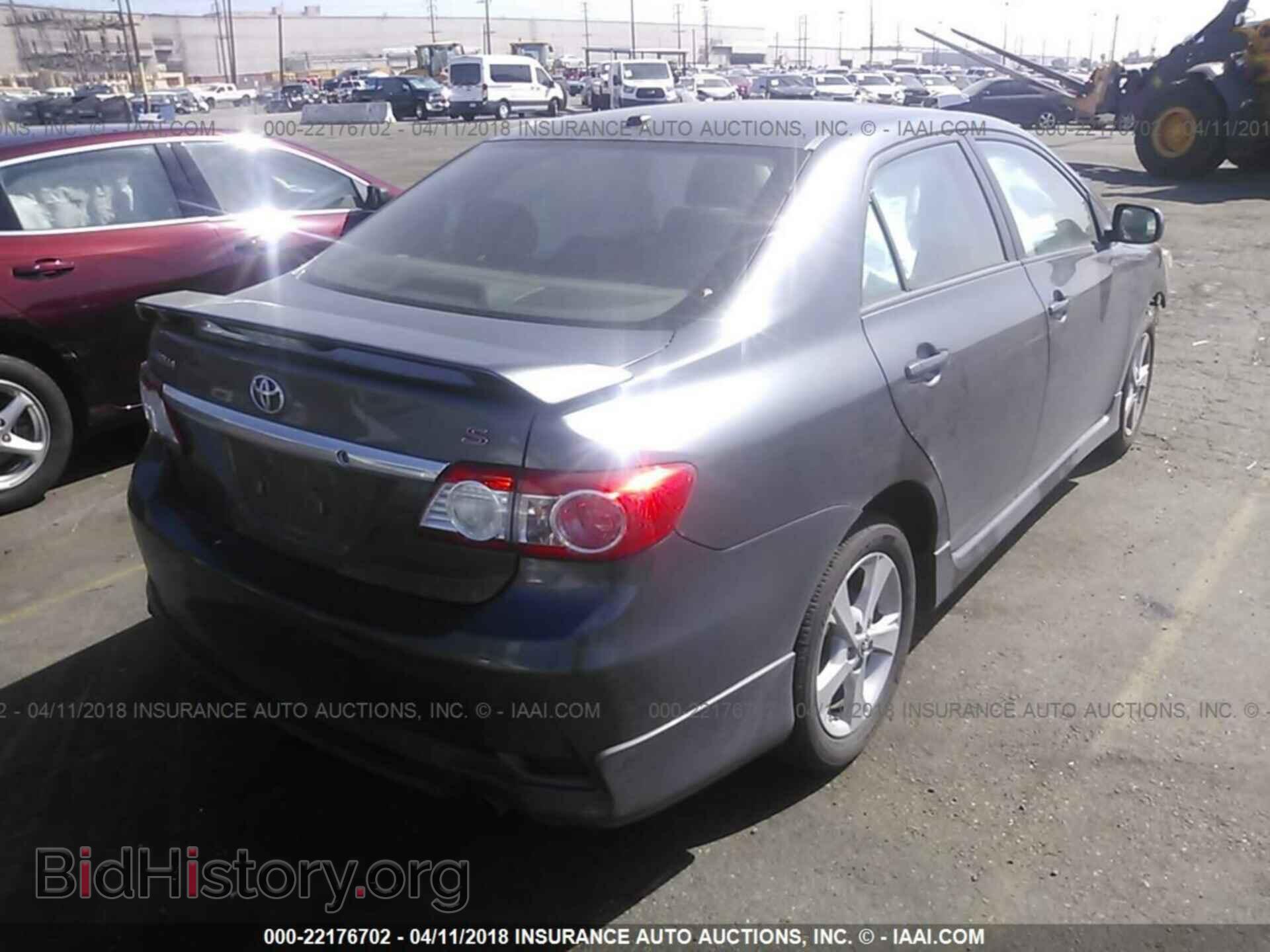 2011 Toyota Corolla - VIN: 2T1BU4EEXBC704899 - Фото 4