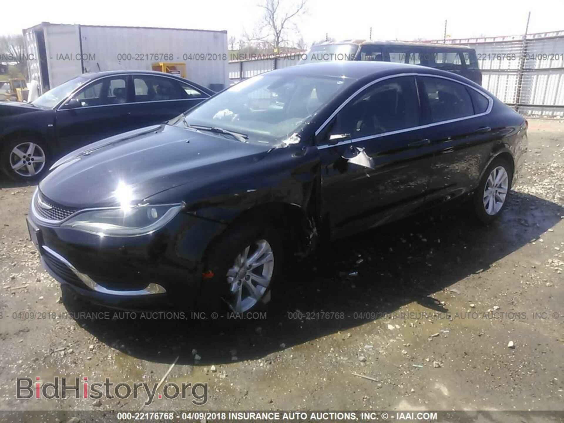 2015 Chrysler 200 - VIN: 1C3CCCAB5FN578276 - Photo 2