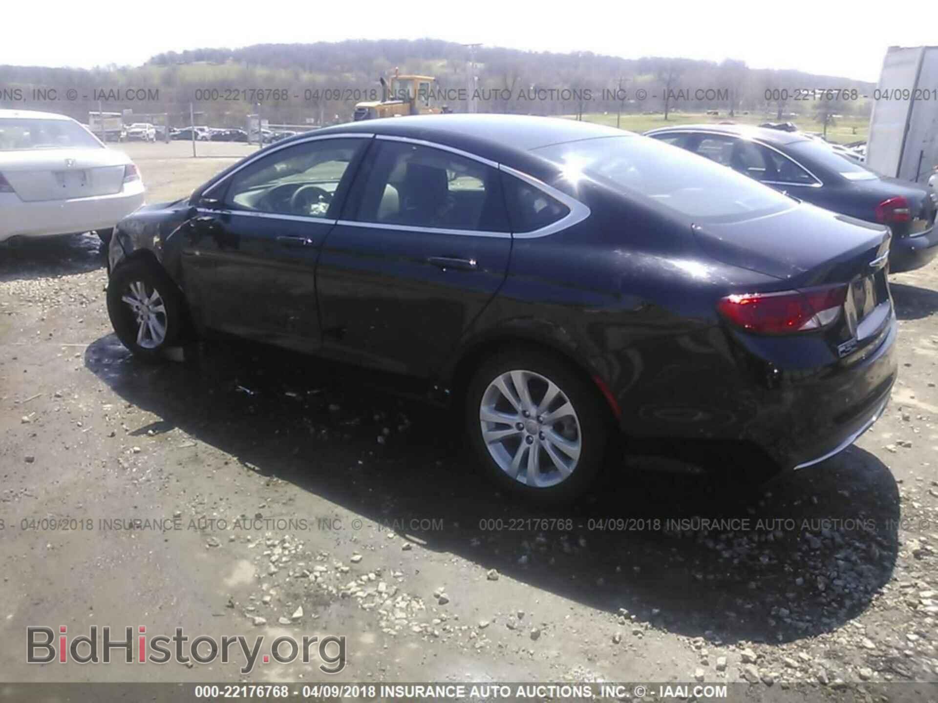 2015 Chrysler 200 - VIN: 1C3CCCAB5FN578276 - Photo 3