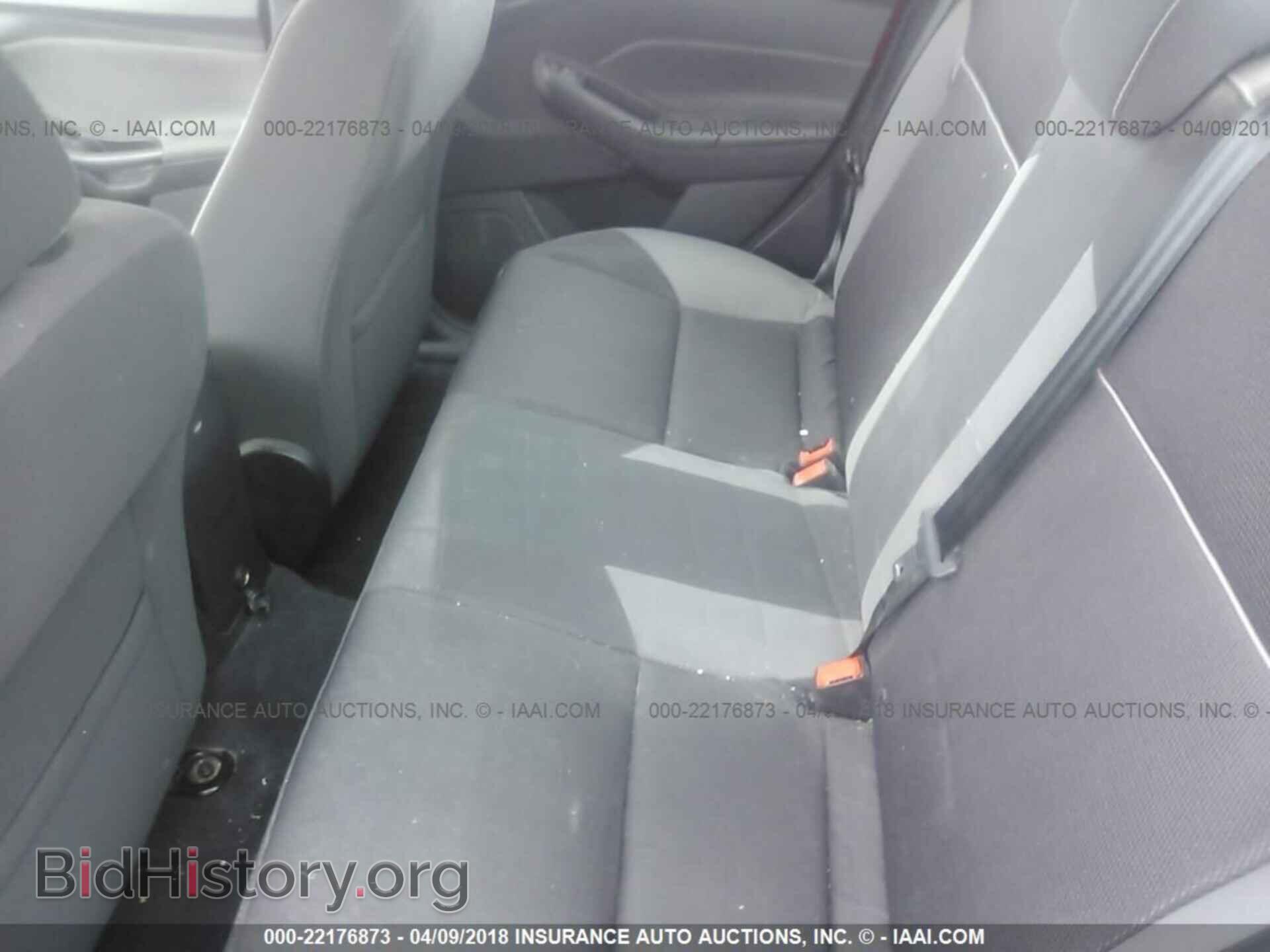 2014 Ford Focus - VIN: 1FADP3F22EL236927 - Photo 8
