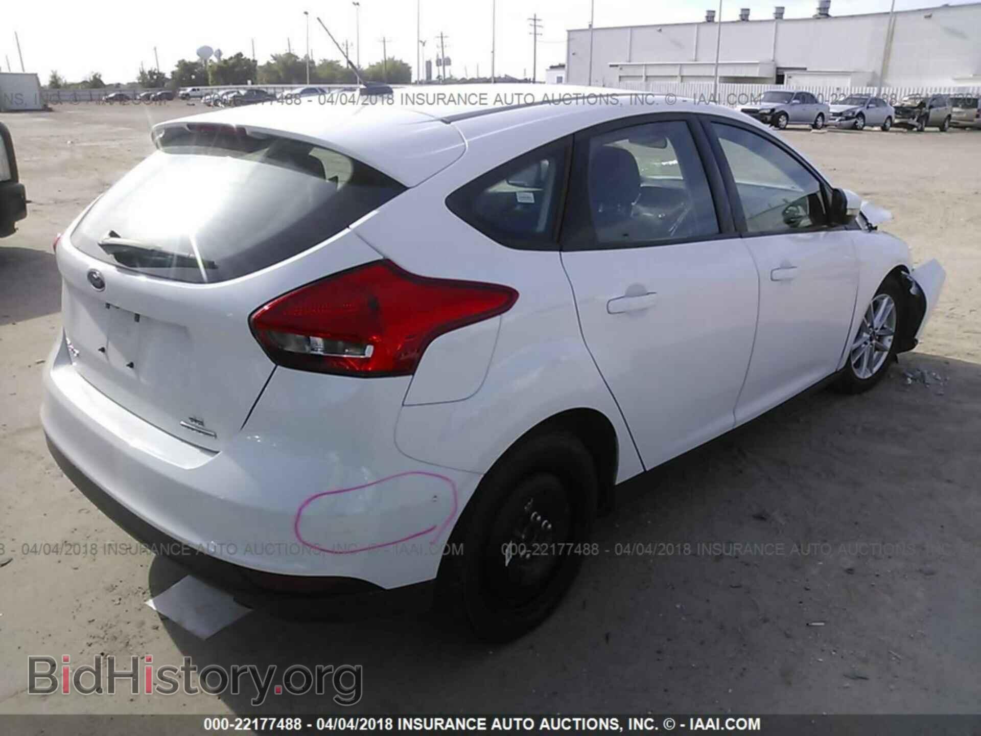 2016 Ford Focus - VIN: 1FADP3K24GL263734 - Фото 4