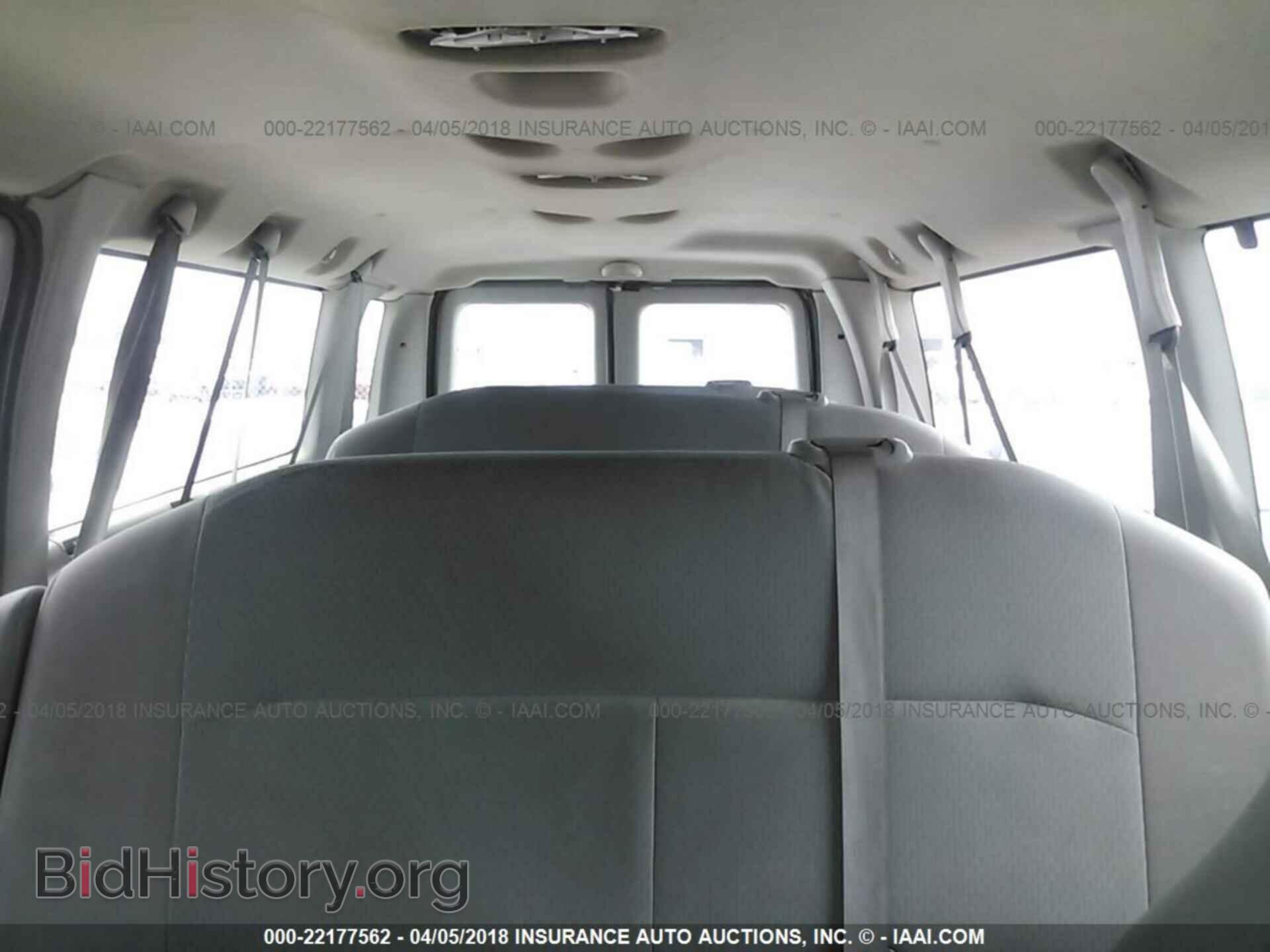 2011 Ford Econoline - VIN: 1FBSS3BL4BDB12666 - Фото 8