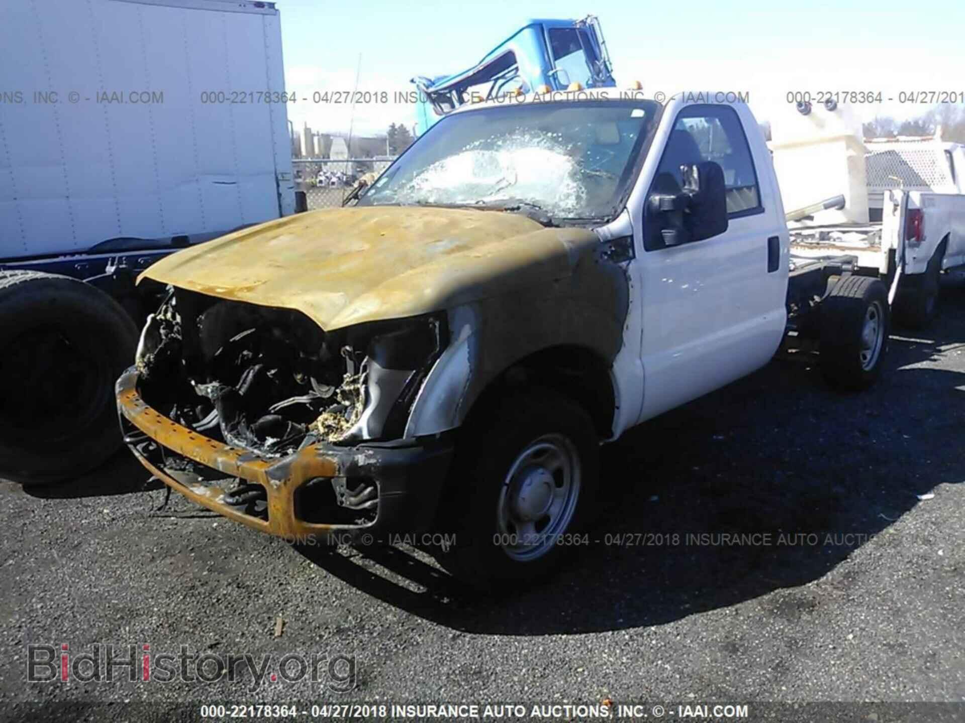 2014 Ford F350 - VIN: 1FDRF3E61EEA61268 - Фото 2