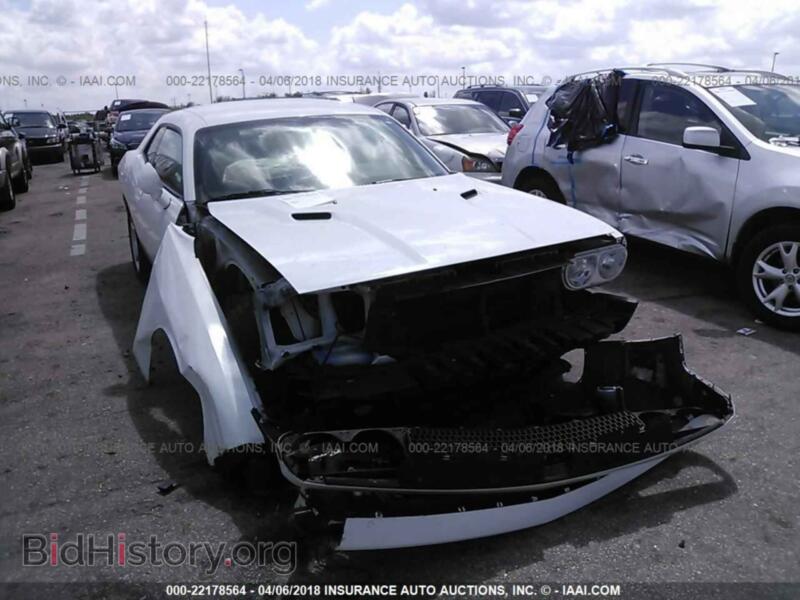 2013 Dodge CHALLENGER (VIN 2C3CDYAG9DH675136) — photo 6 of 10