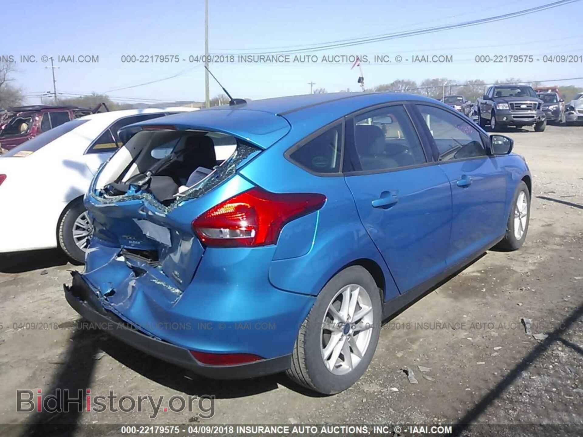 2016 Ford Focus - VIN: 1FADP3K21GL385497 - Фото 4