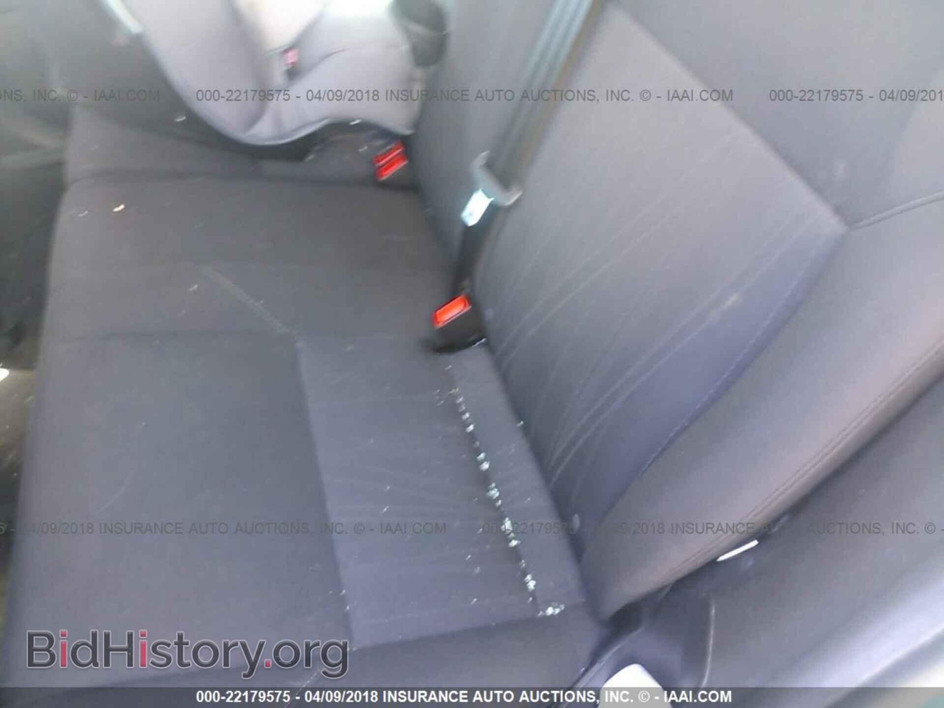 2016 Ford Focus - VIN: 1FADP3K21GL385497 - Фото 8