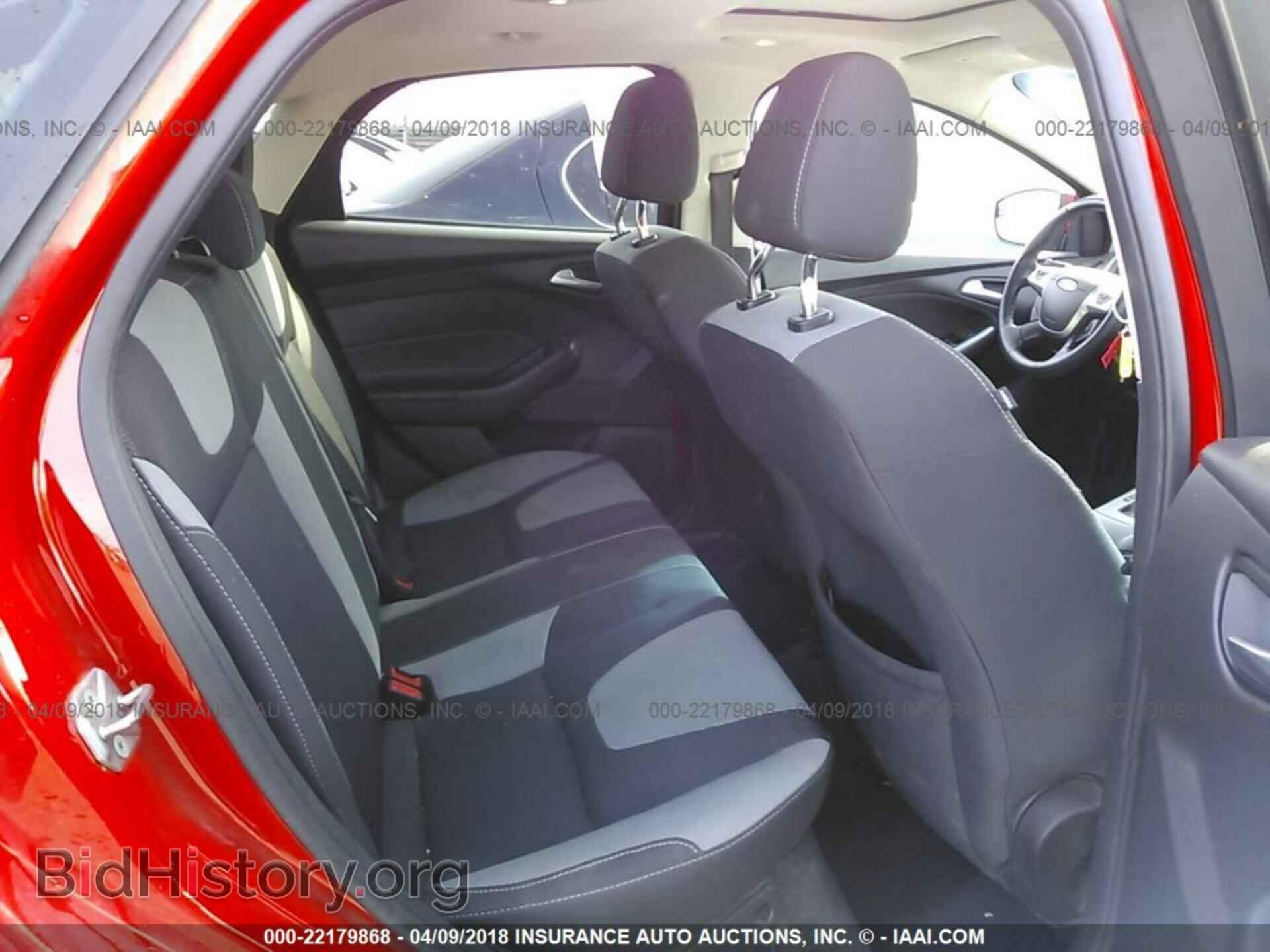 2012 Ford Focus - VIN: 1FAHP3F23CL236644 - Photo 8