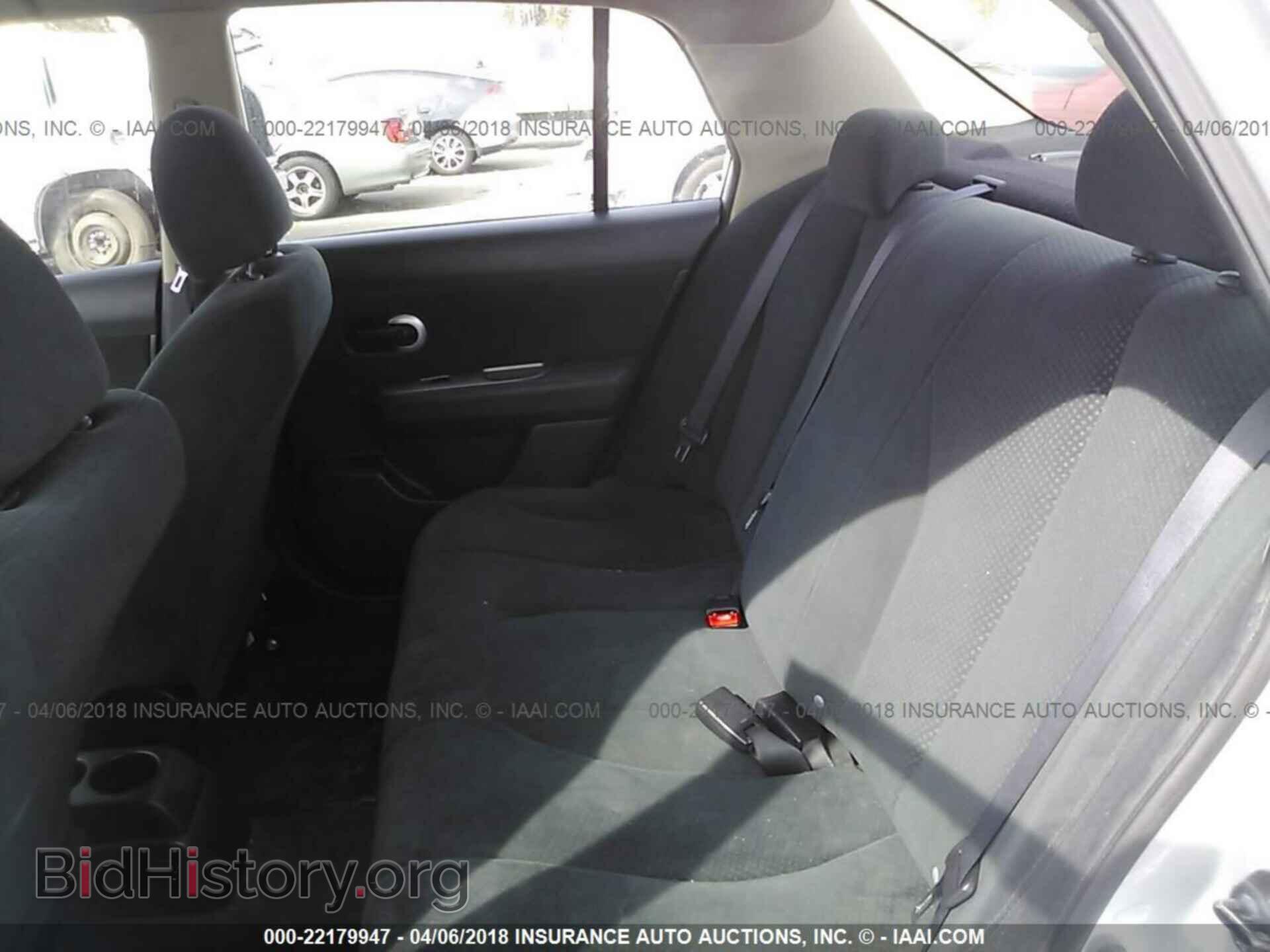 2011 Nissan Versa - VIN: 3N1BC1AP7BL446334 - Фото 8